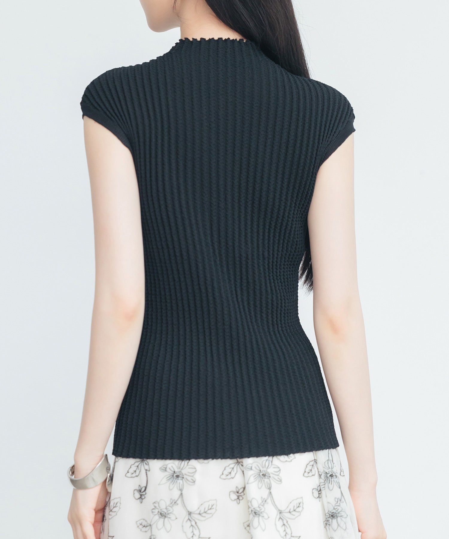 プチハイネックフレンチスリーブニットsdp8004 ブラック