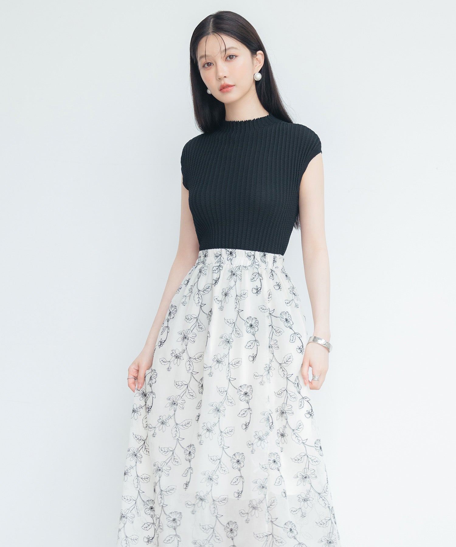 プチハイネックフレンチスリーブニットsdp8004 ブラック