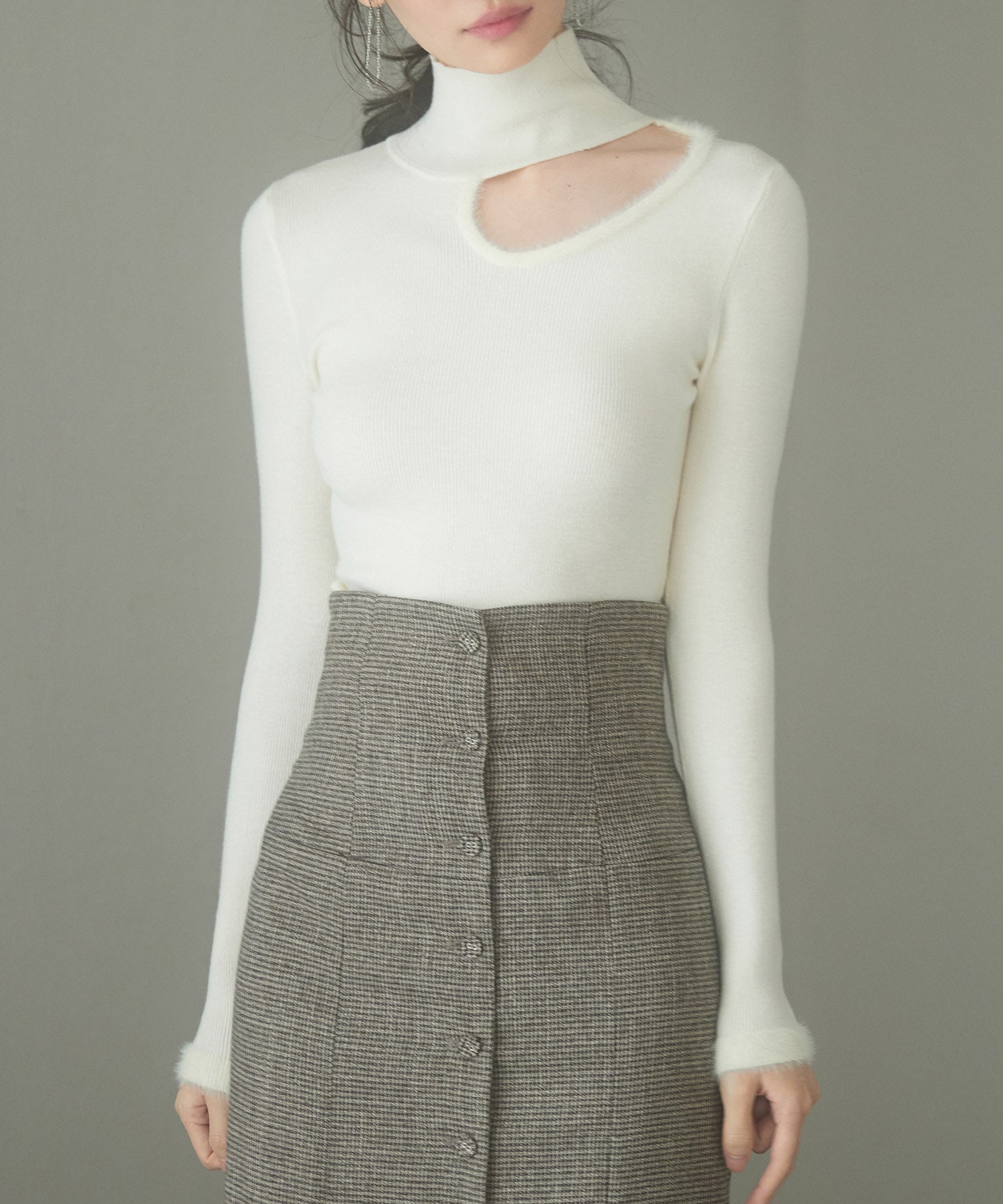 フロントオープンハイネックニットプルオーバーsdp8014 アイボリー