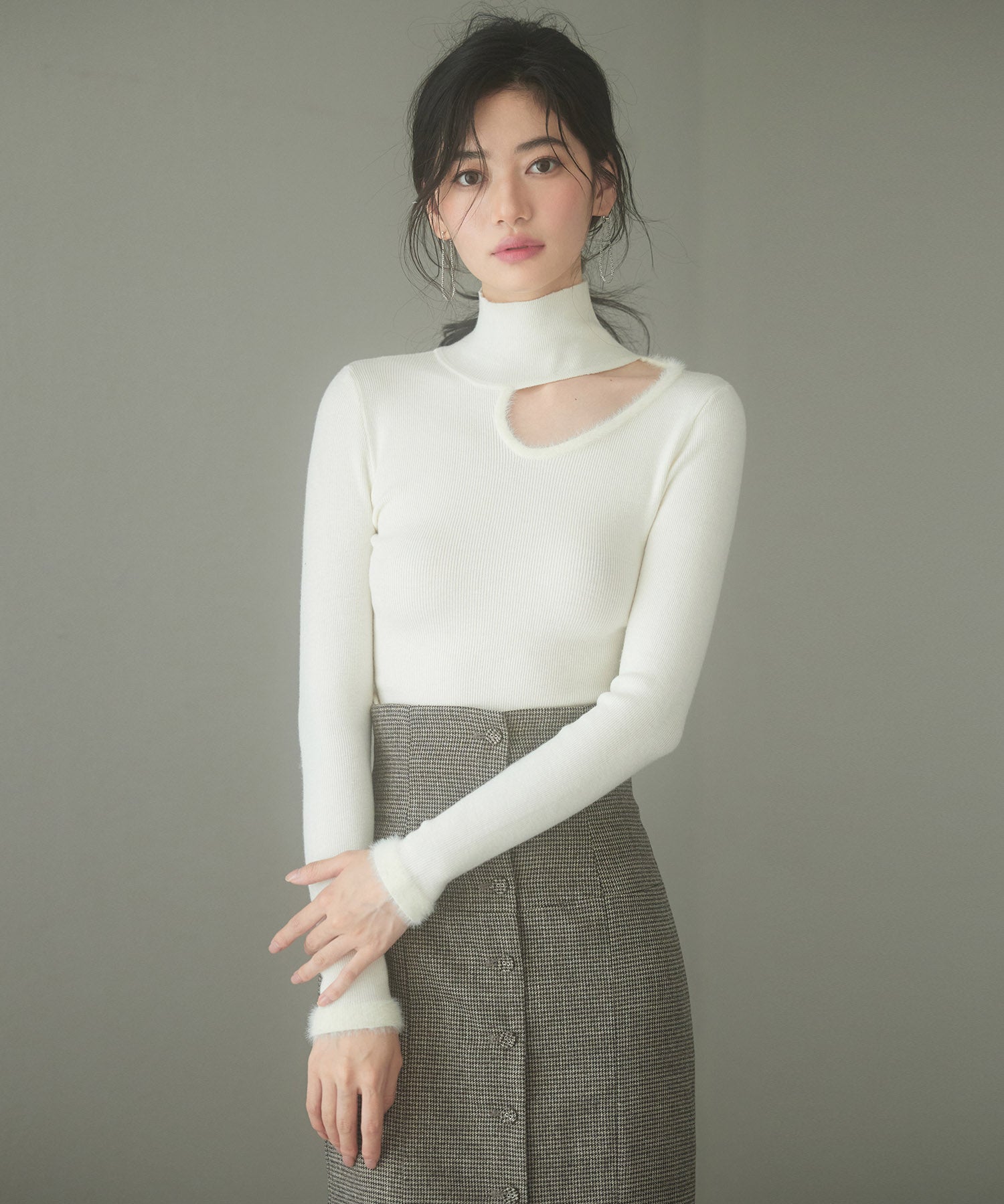 フロントオープンハイネックニットプルオーバーsdp8014 アイボリー