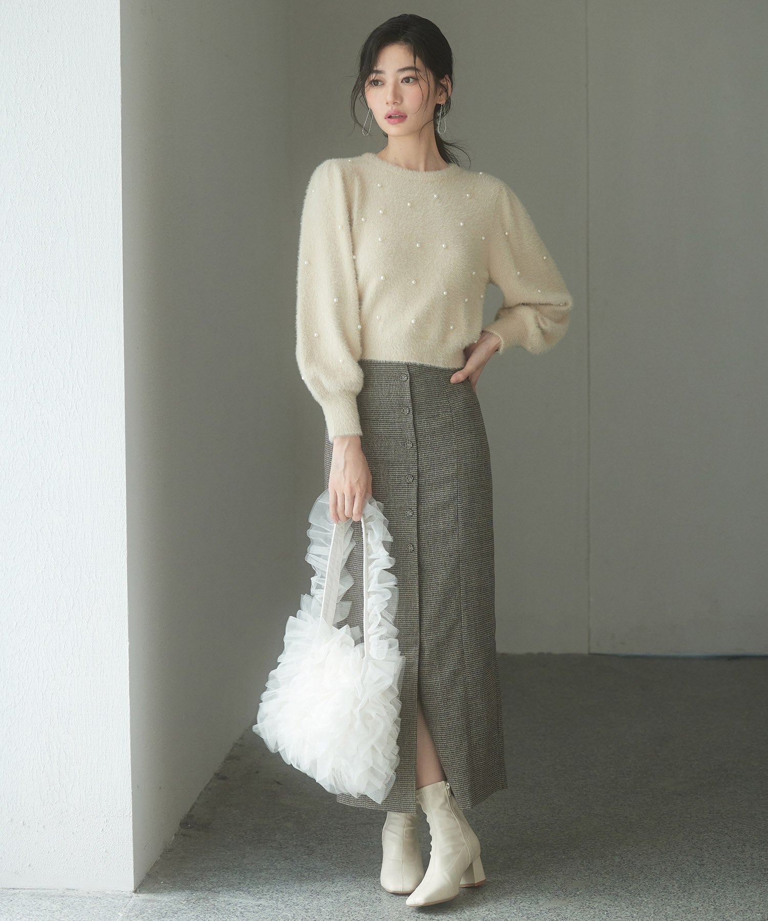 パール付きシャギー素材ニットプルオーバーsdp8020 ベージュ