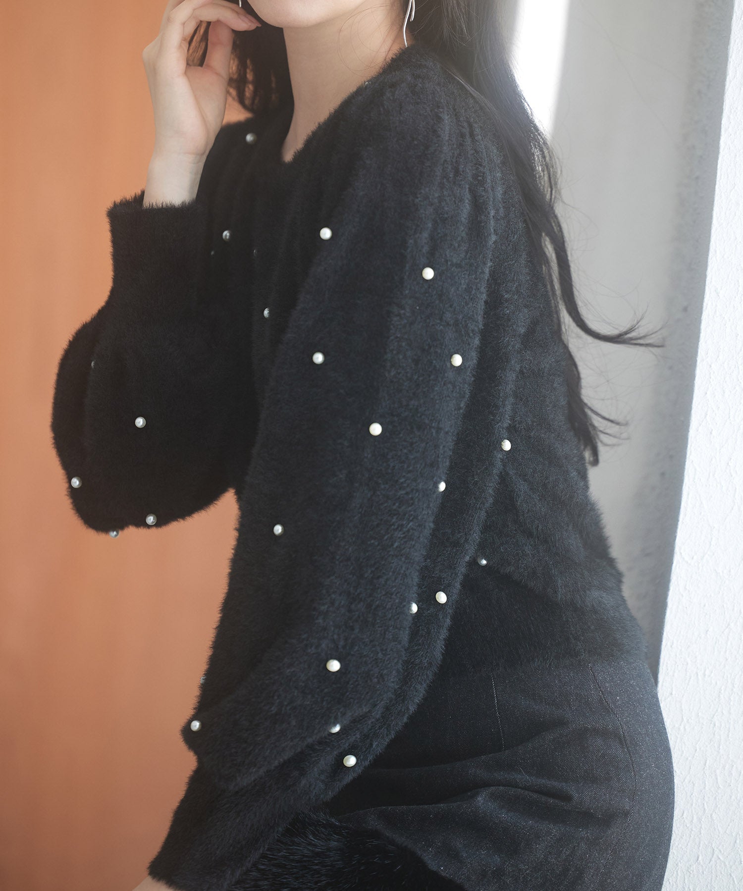 パール付きシャギー素材ニットプルオーバーsdp8020 ブラック