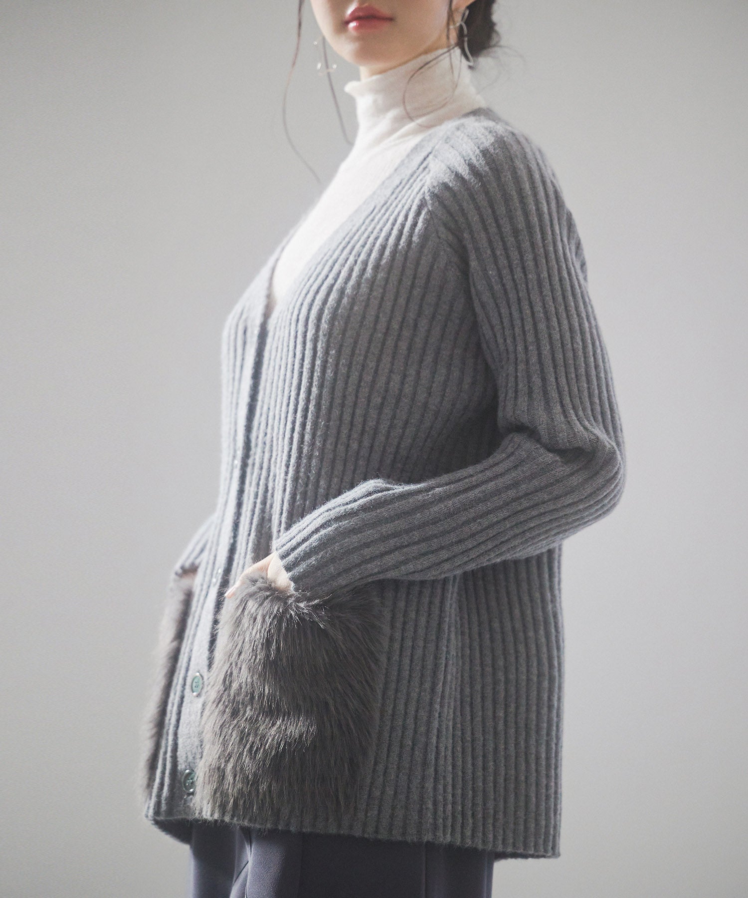 ファーポケットVネックニットカーディガンsdp8029 グレー