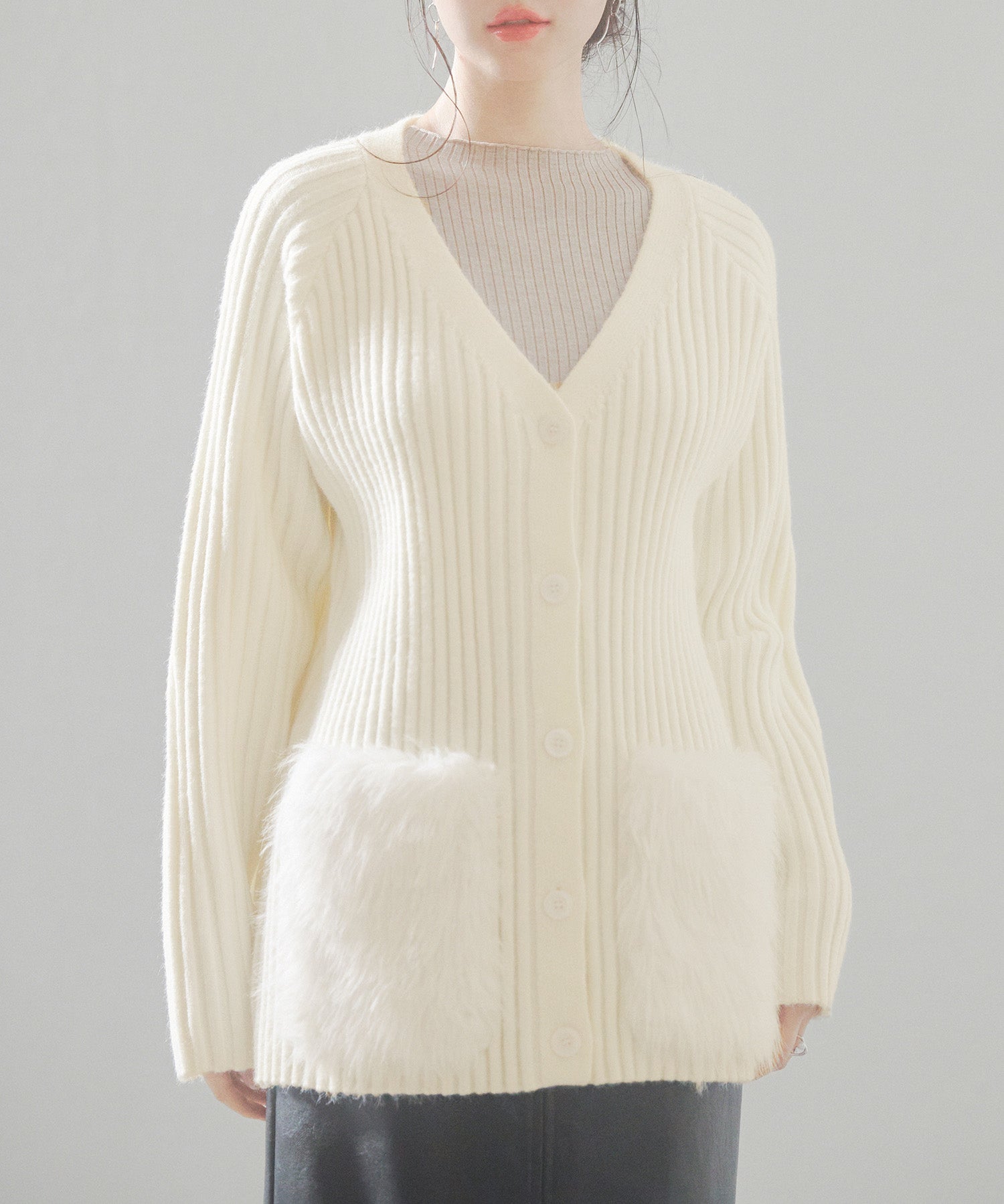 ファーポケットVネックニットカーディガンsdp8029-103-38