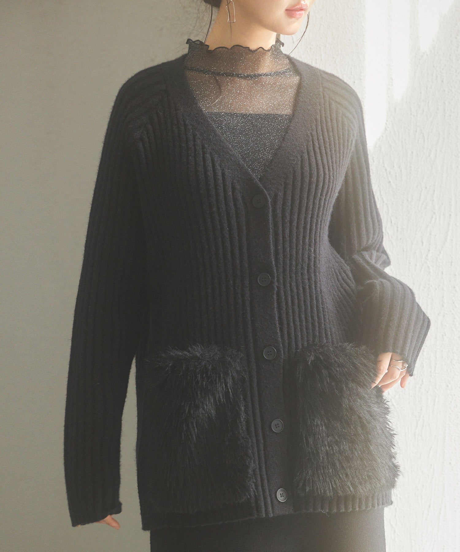 ファーポケットVネックニットカーディガンsdp8029 ブラック