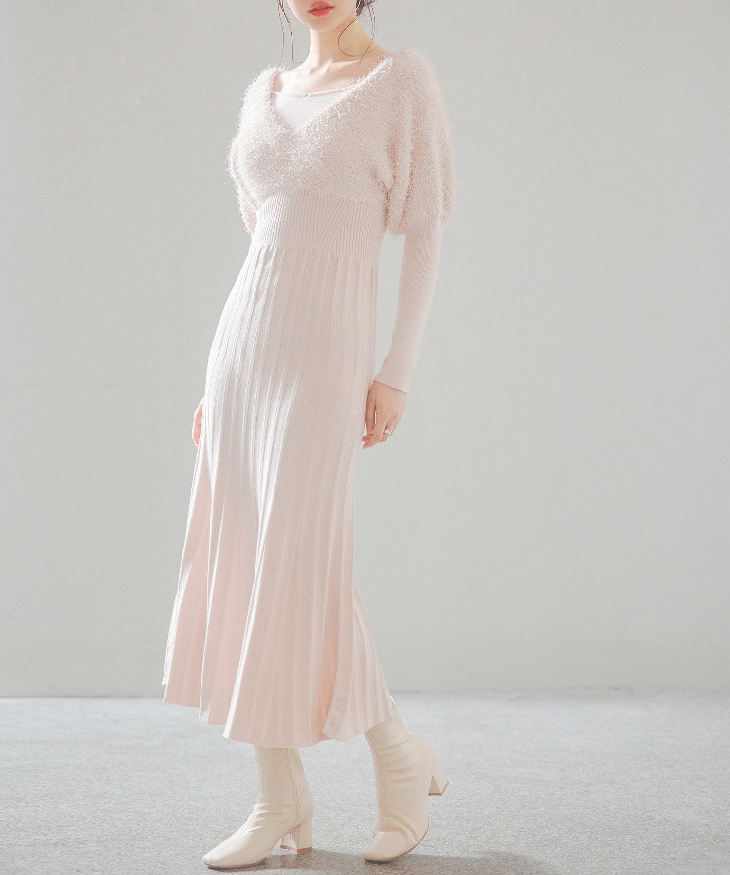 フェザーとニットスカートがドッキング2wayワンピースsdp8030 ピンクベージュ