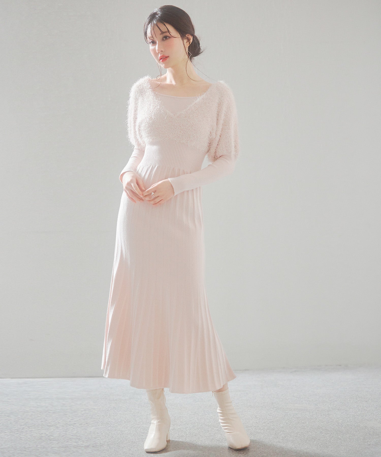 フェザーとニットスカートがドッキング2wayワンピースsdp8030 ピンクベージュ