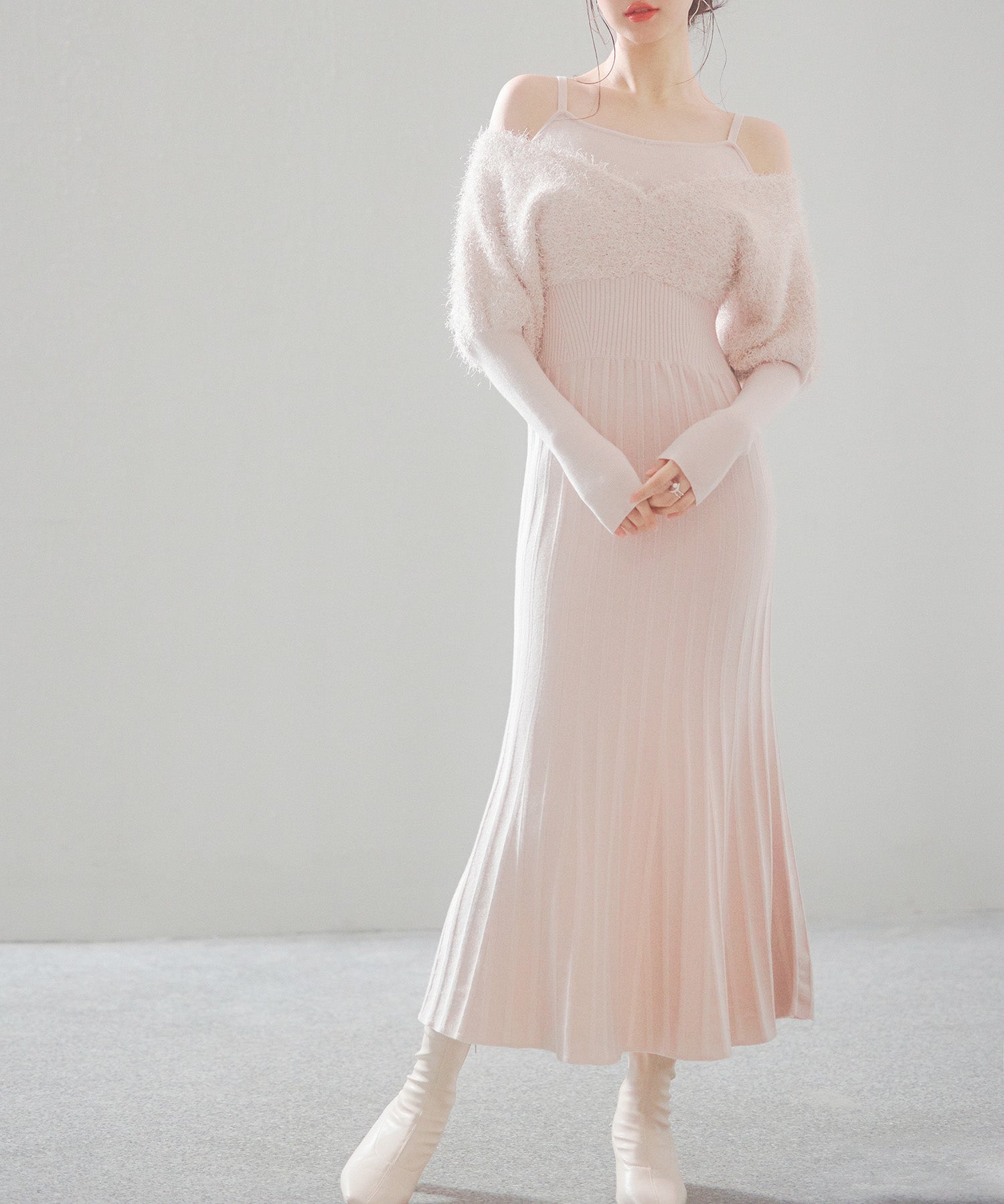 フェザーとニットスカートがドッキング2wayワンピースsdp8030 ピンクベージュ