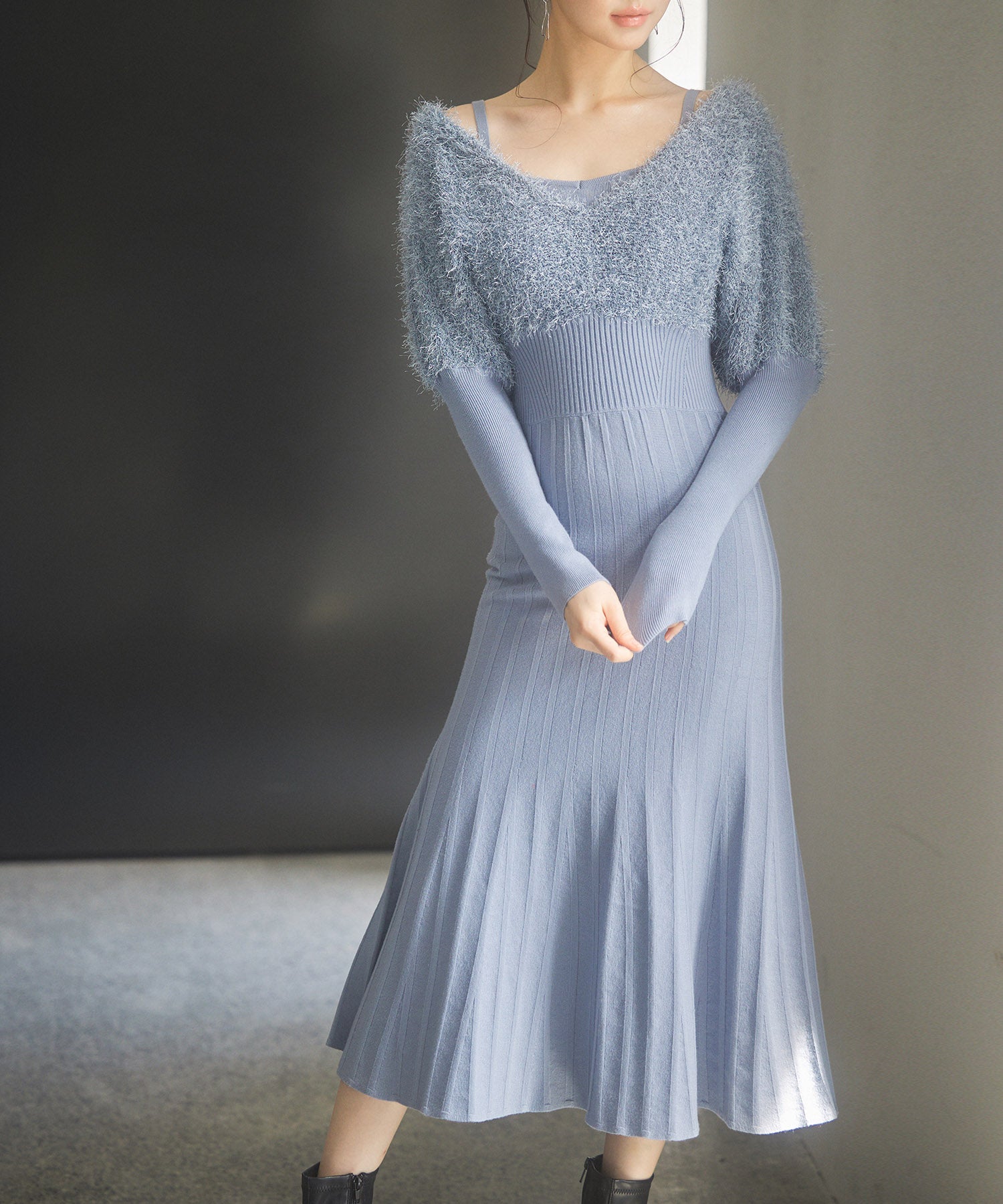 フェザーとニットスカートがドッキング2wayワンピースsdp8030 ブルーグレー