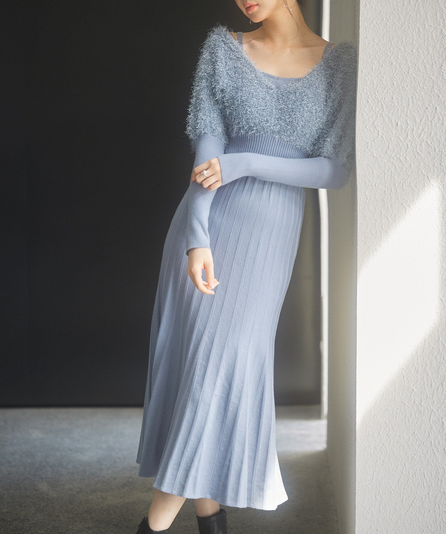 フェザーとニットスカートがドッキング2wayワンピースsdp8030 ブルーグレー