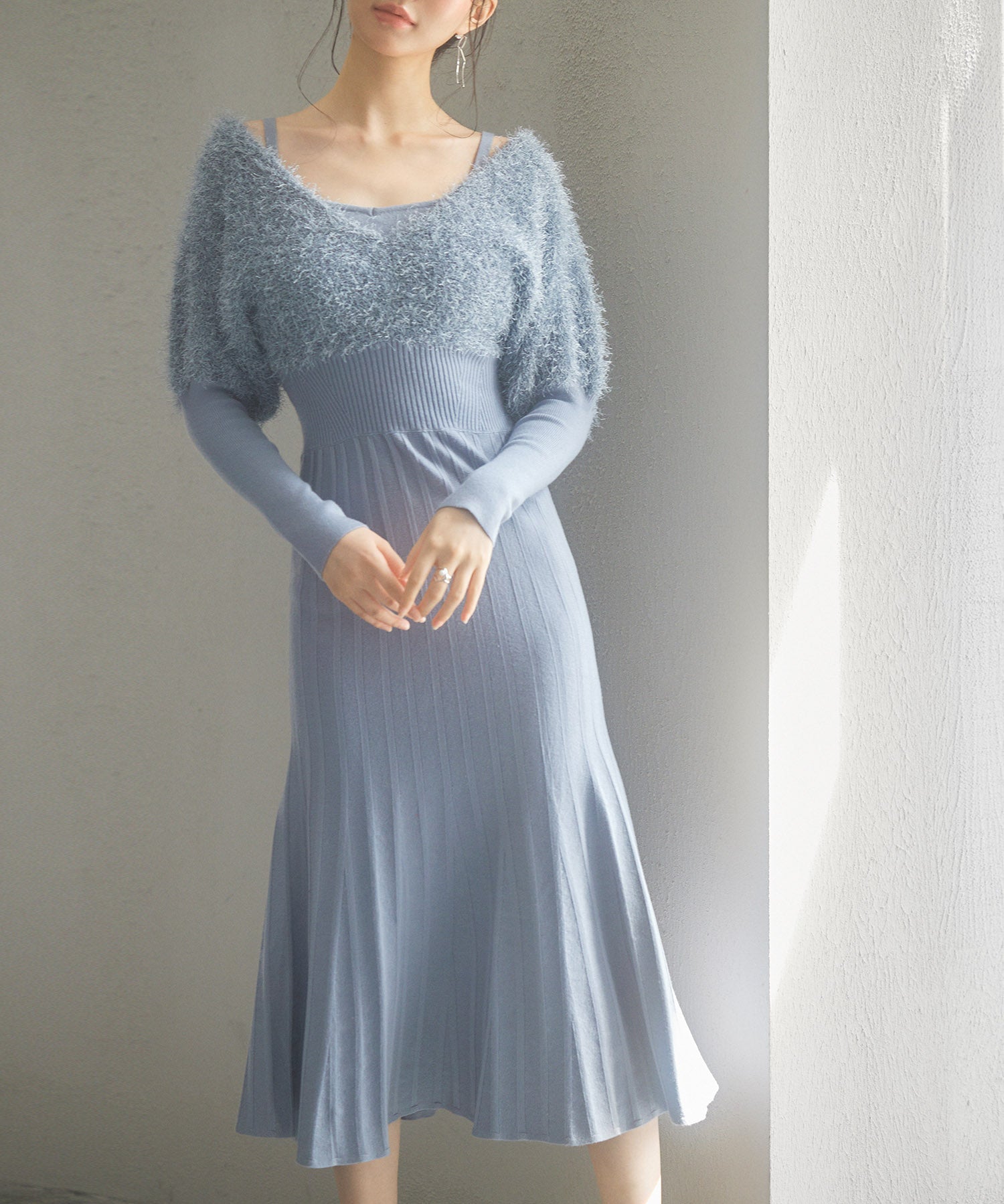 フェザーとニットスカートがドッキング2wayワンピースsdp8030 ブルーグレー