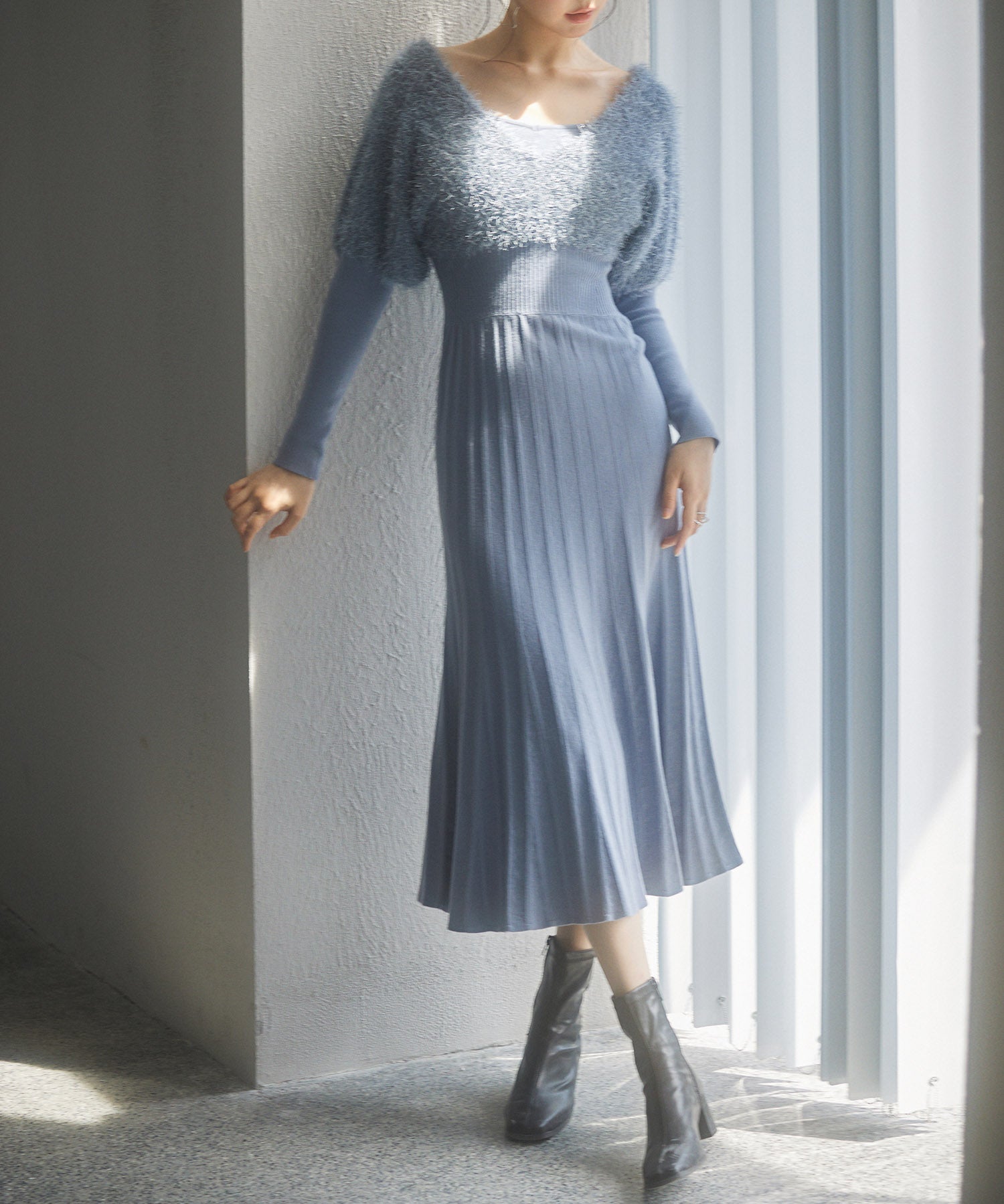 フェザーとニットスカートがドッキング2wayワンピースsdp8030 ブルーグレー