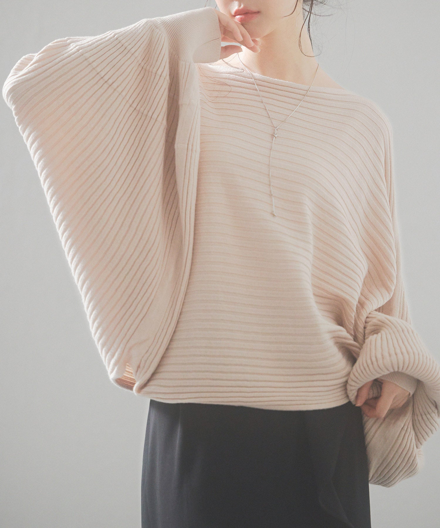 ボートネックドルマンスリーブニットsdp8032 ベージュ