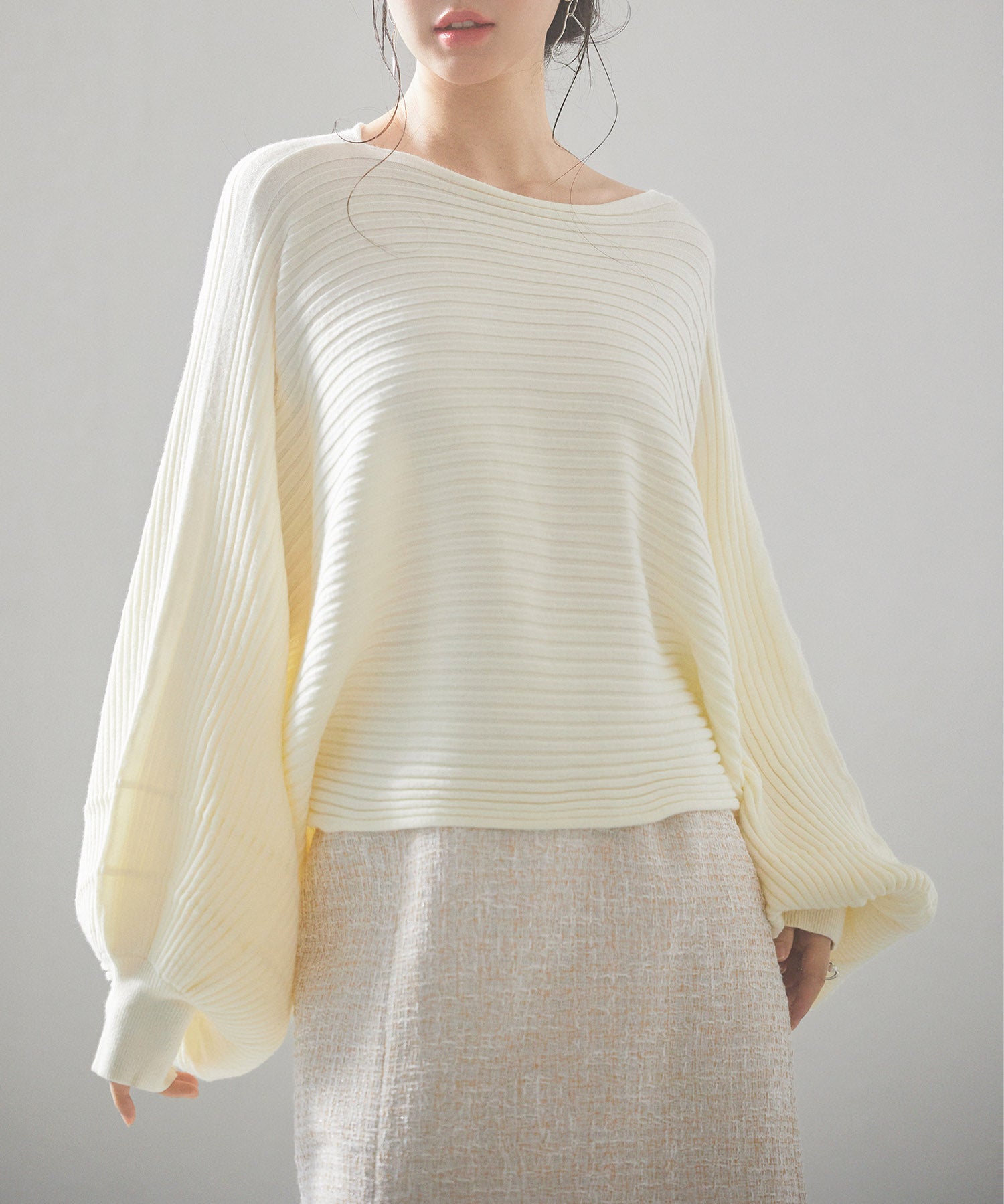 ボートネックドルマンスリーブニットsdp8032 アイボリー