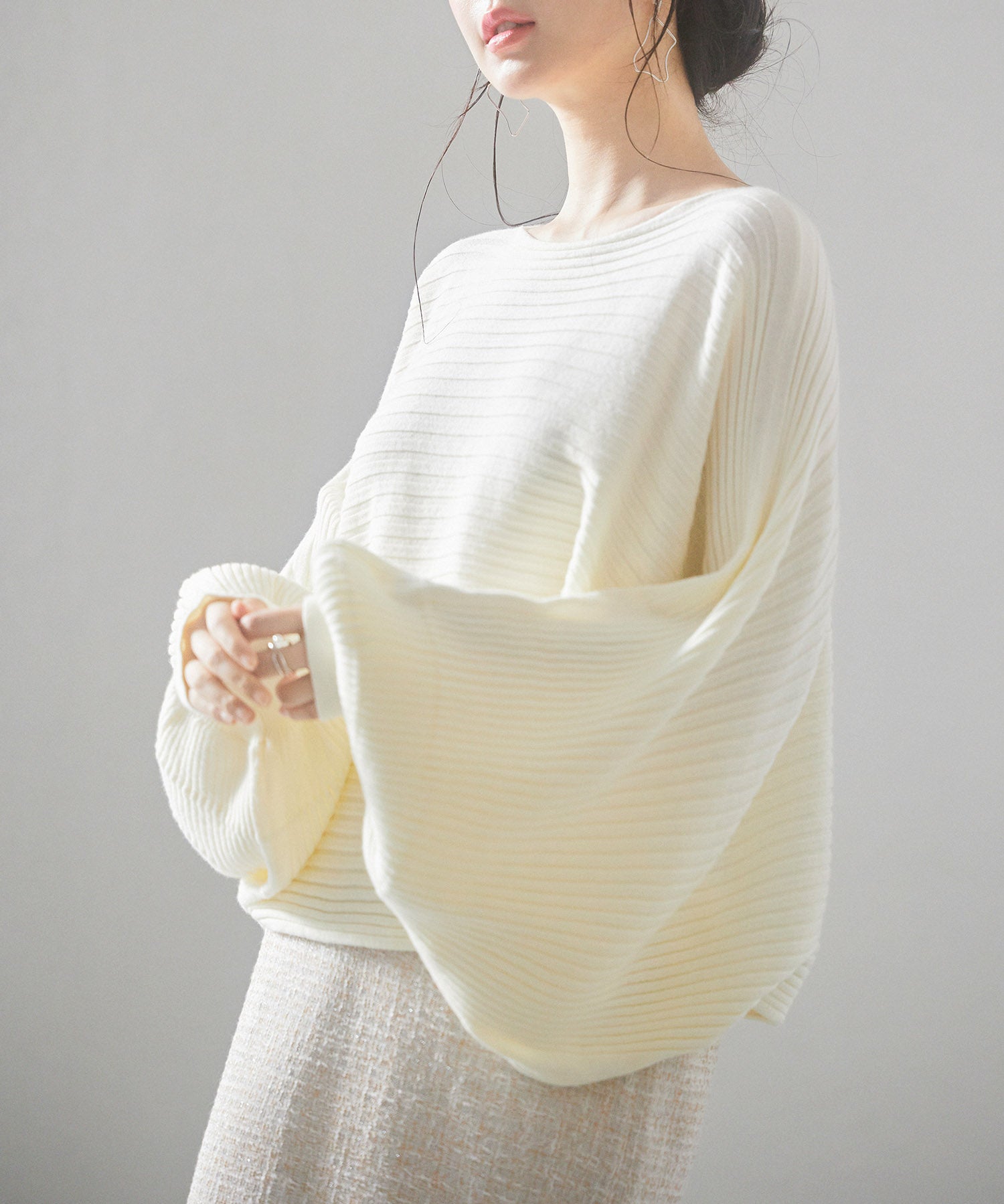 ボートネックドルマンスリーブニットsdp8032 アイボリー