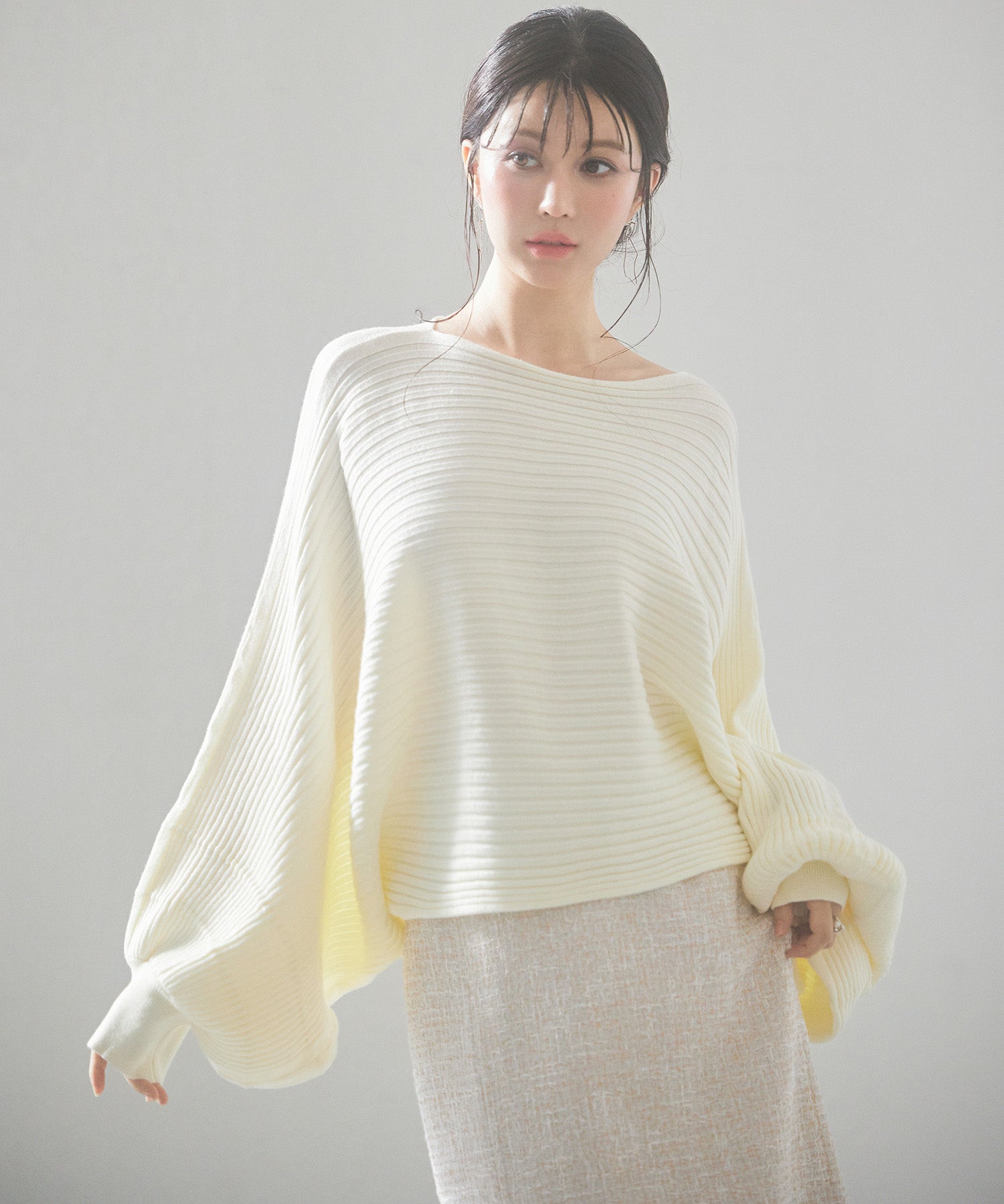 ボートネックドルマンスリーブニットsdp8032 アイボリー