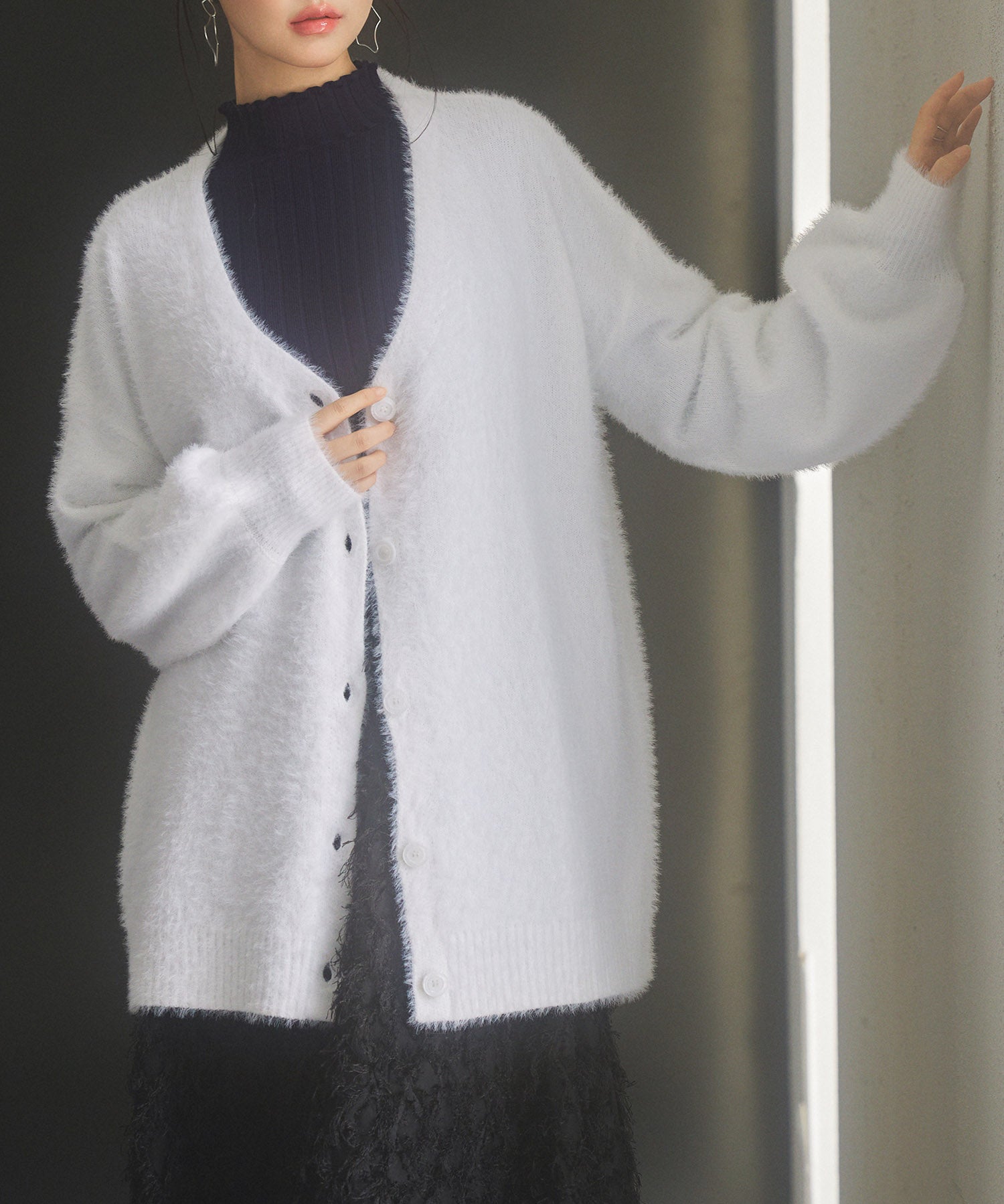 Vネックドロップショルダーシャギーカーディガンsdp8034 ホワイト