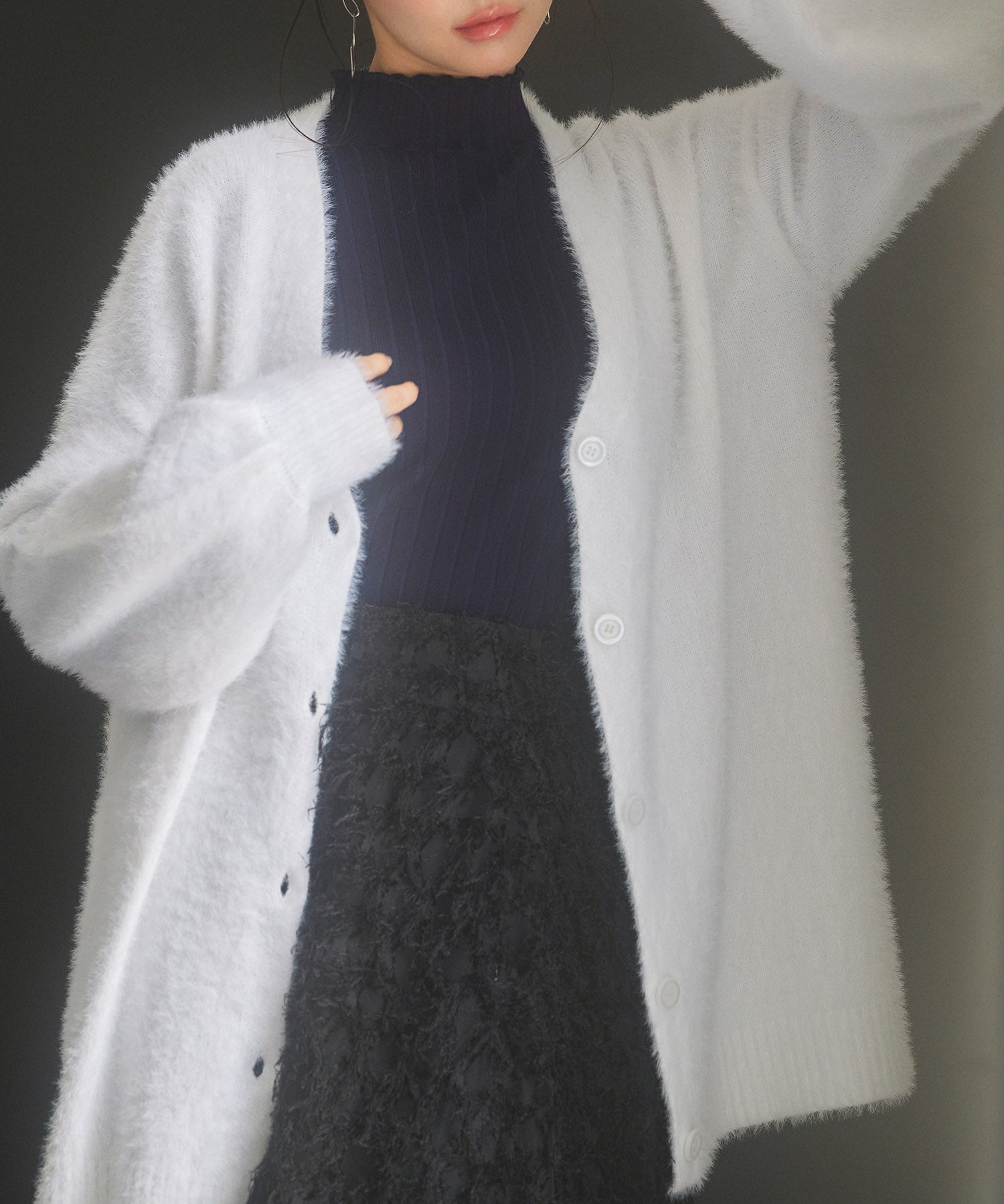 Vネックドロップショルダーシャギーカーディガンsdp8034 ホワイト