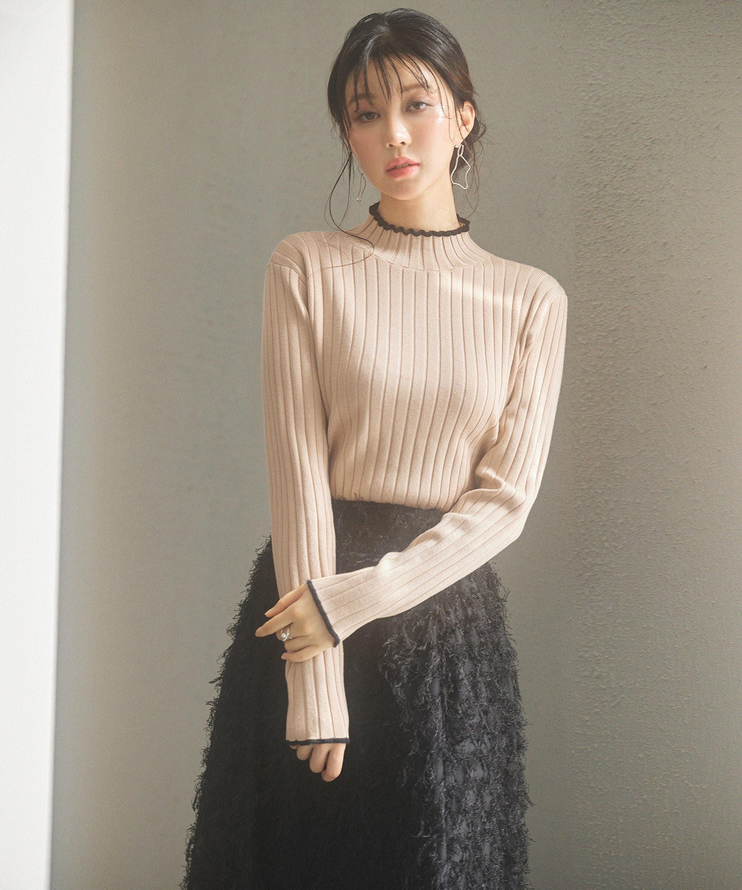 太めリブ編みプチハイネックニットプルオーバーsdp8037 ピンクベージュ