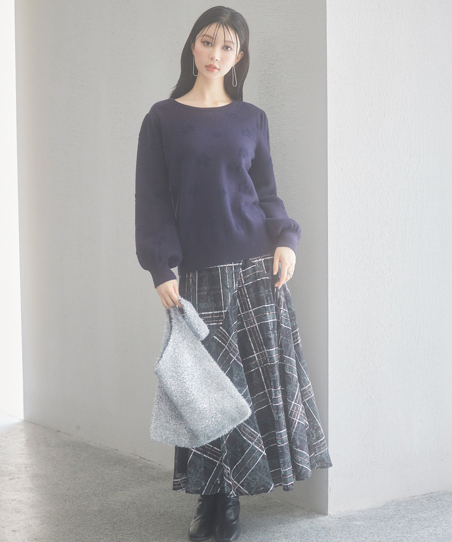 フラワーモチーフ裏起毛ニットプルオーバーsdp8038 ネイビー