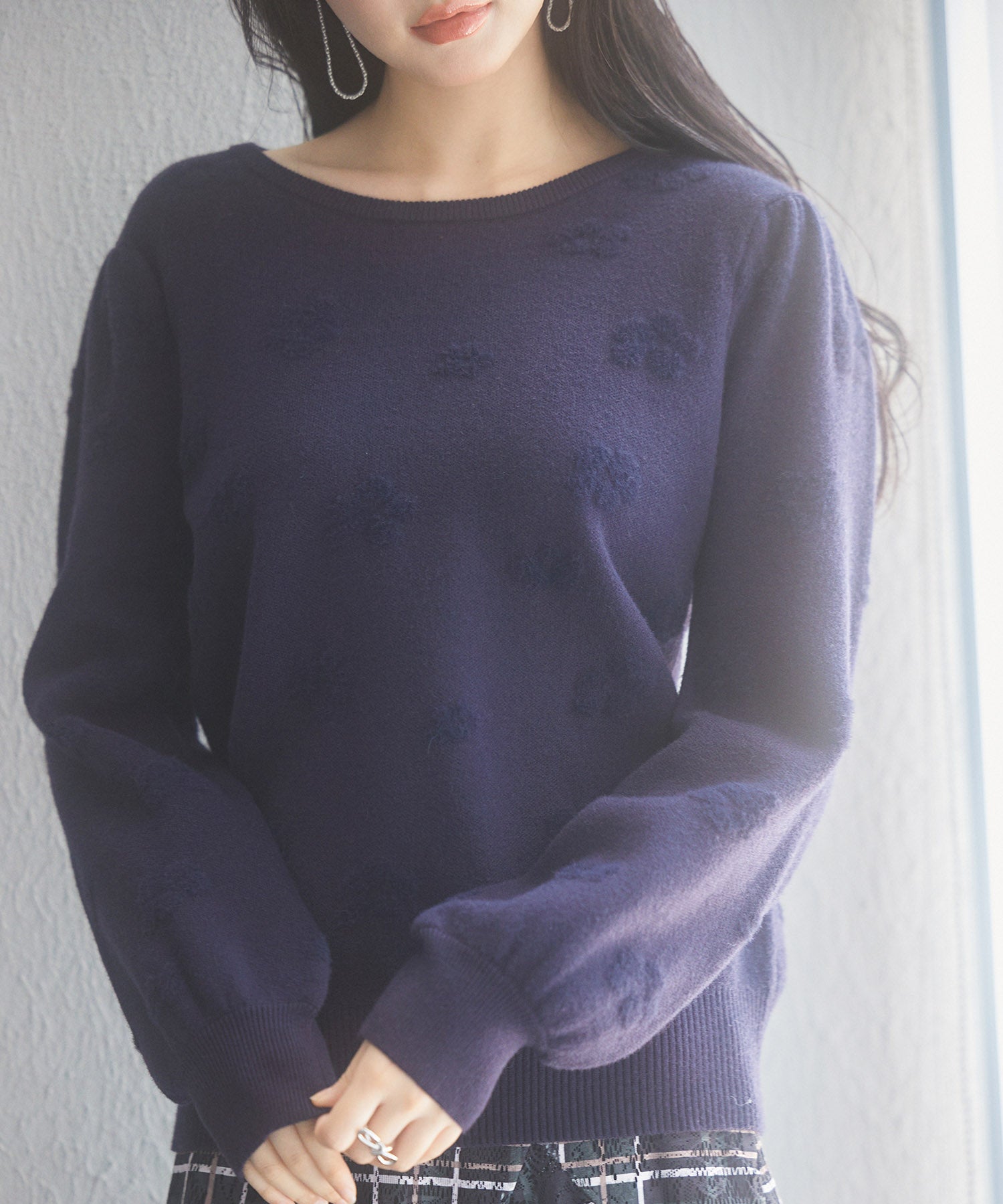 フラワーモチーフ裏起毛ニットプルオーバーsdp8038 ネイビー