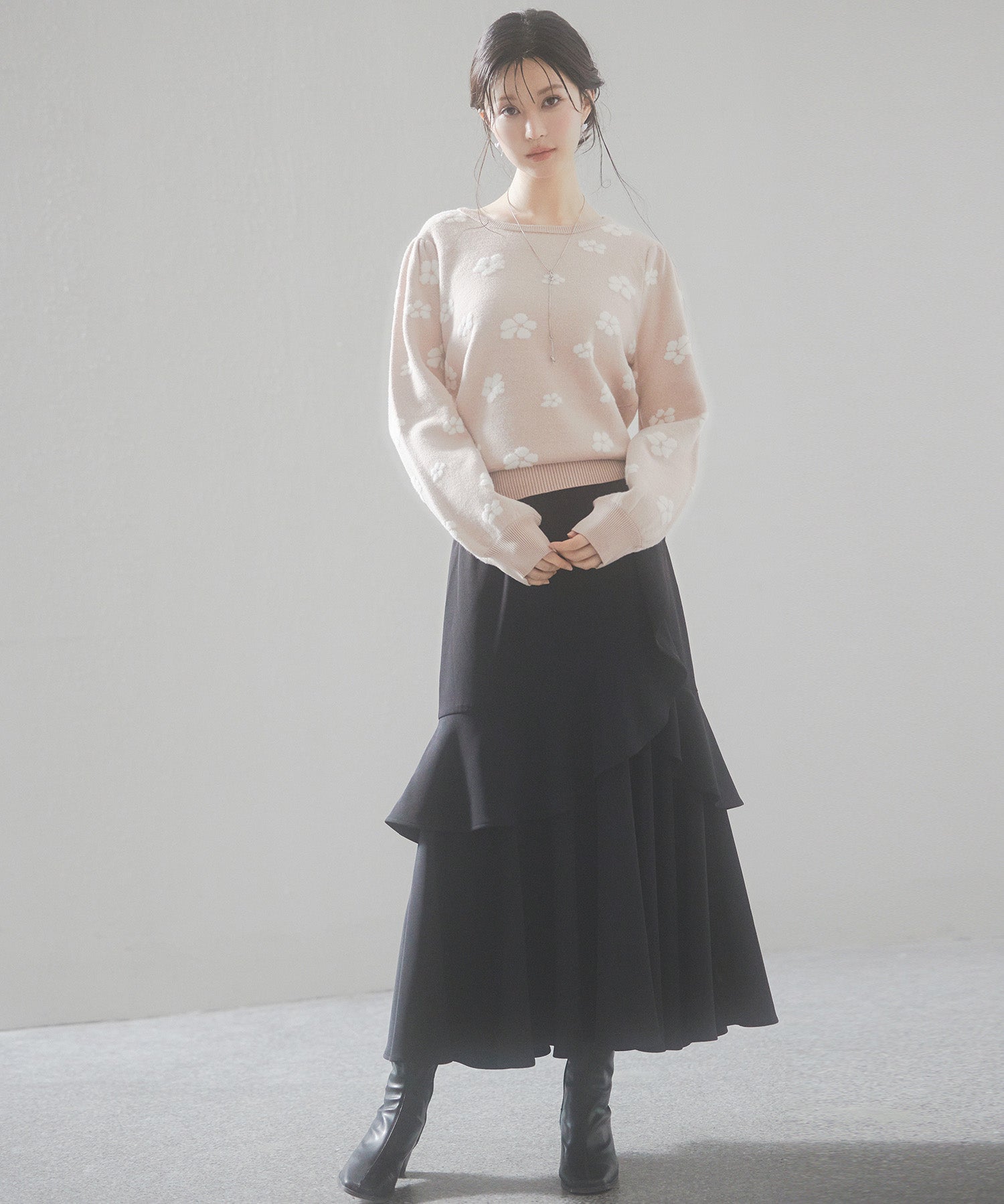 フラワーモチーフ裏起毛ニットプルオーバーsdp8038 ピンクベージュ