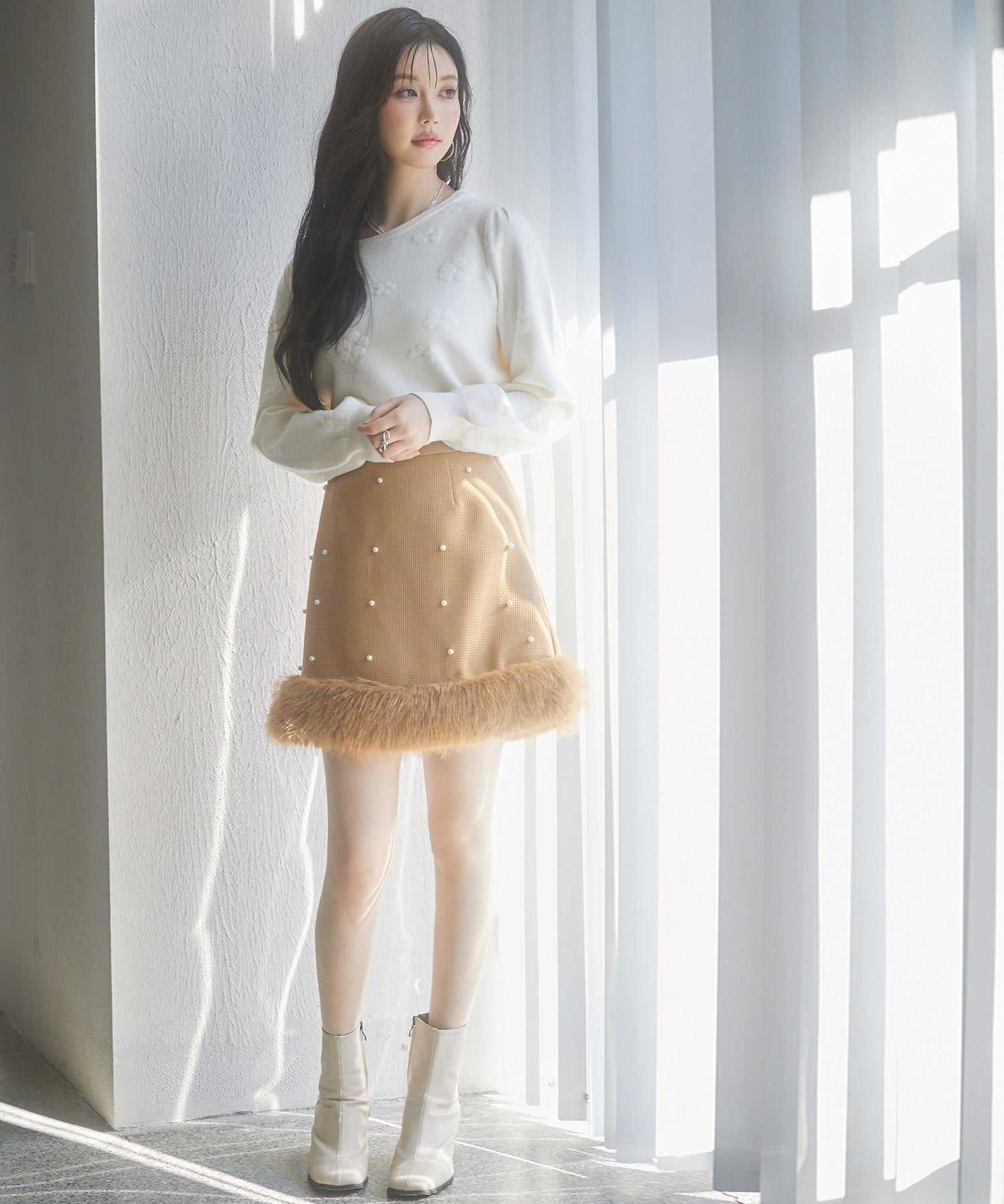 フラワーモチーフ裏起毛ニットプルオーバーsdp8038 アイボリー