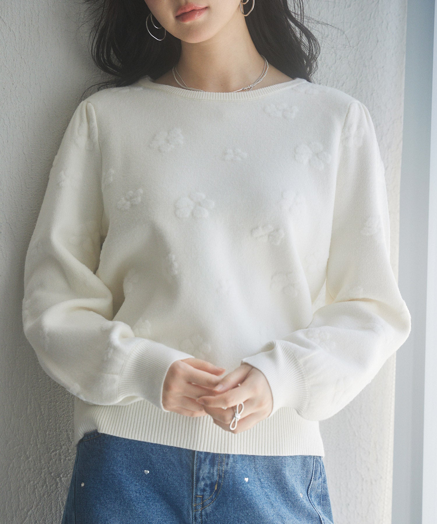 フラワーモチーフ裏起毛ニットプルオーバーsdp8038 アイボリー