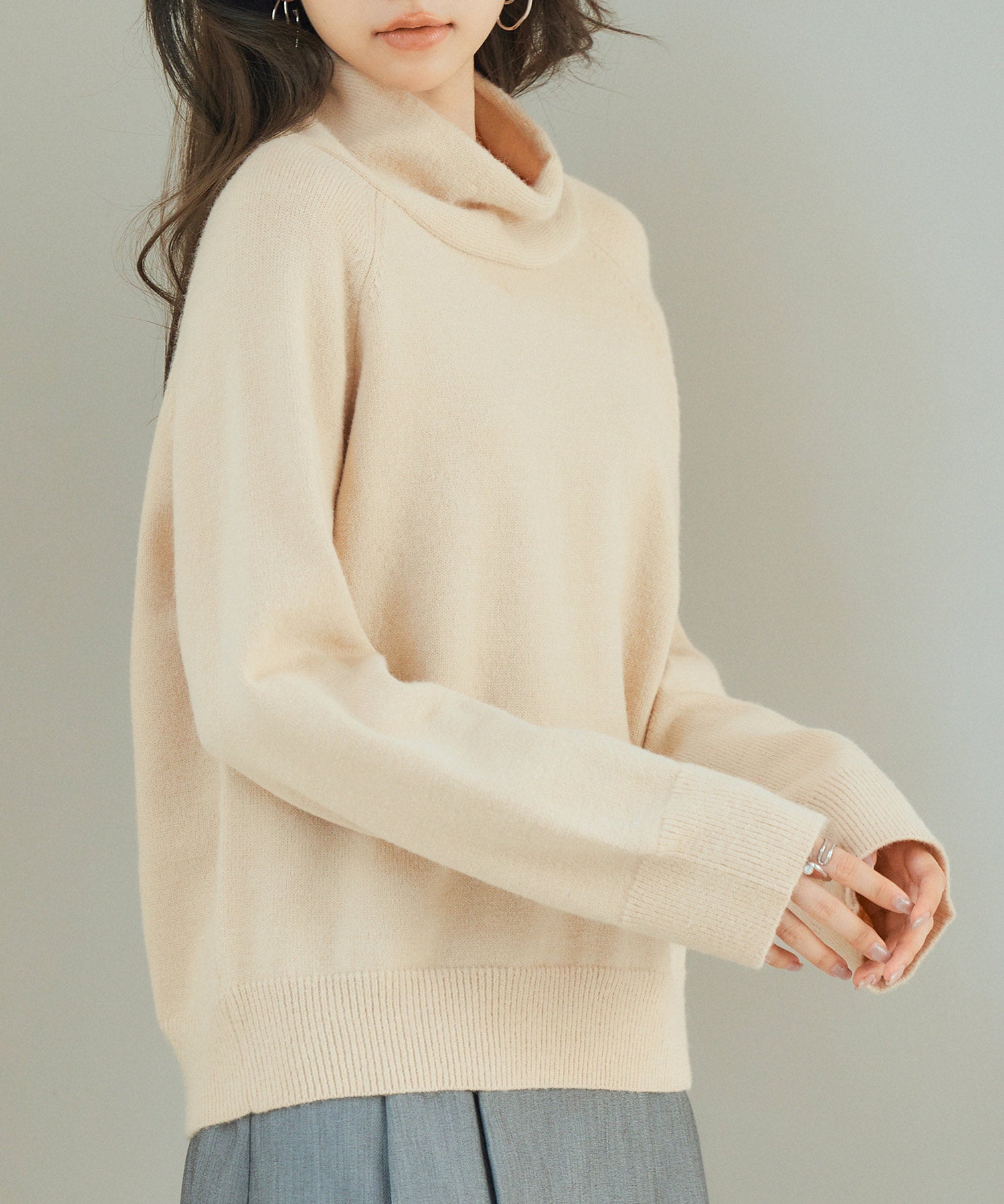 タートルネックニットプルオーバーsdp8045 ベージュ