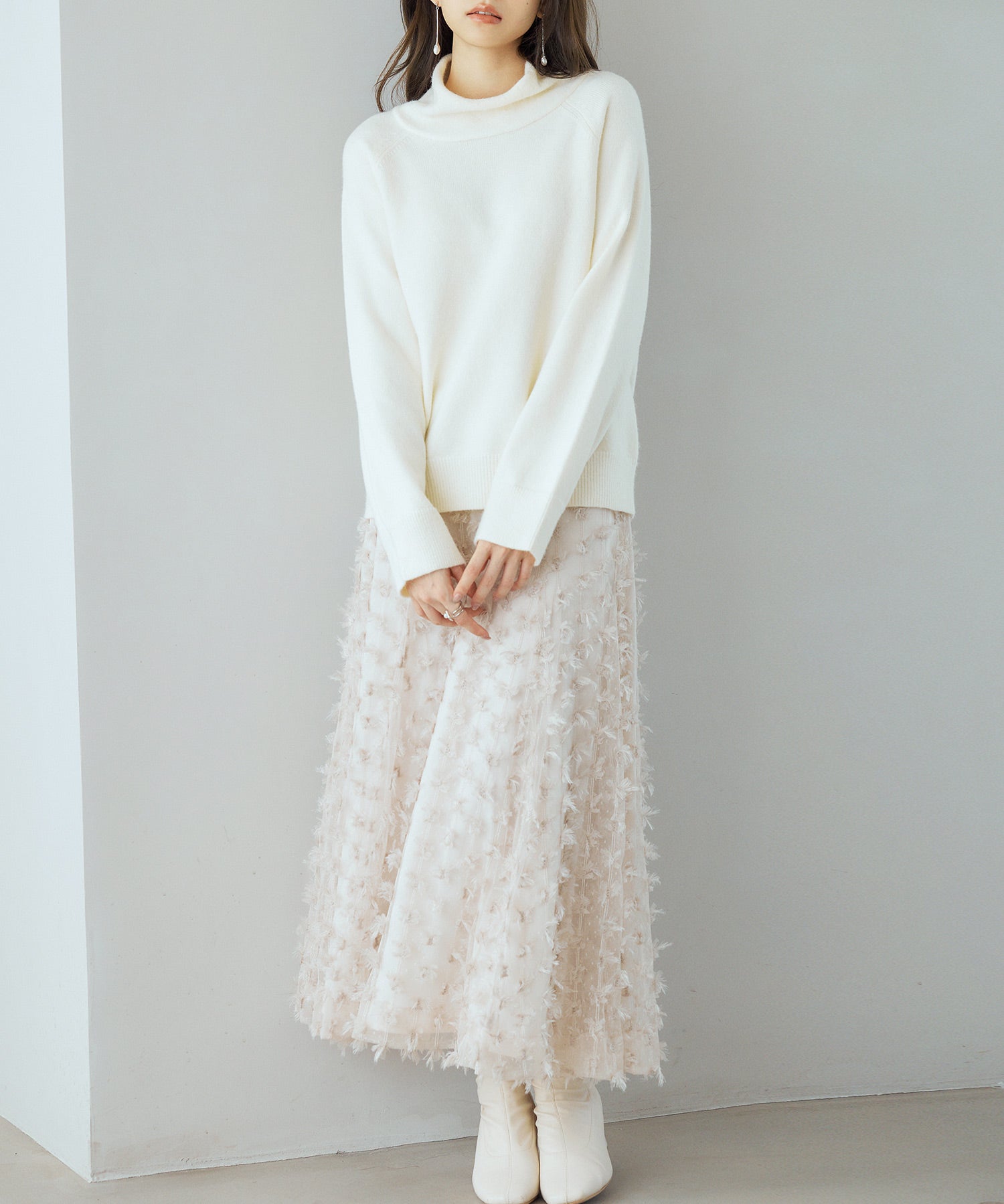 タートルネックニットプルオーバーsdp8045 アイボリー