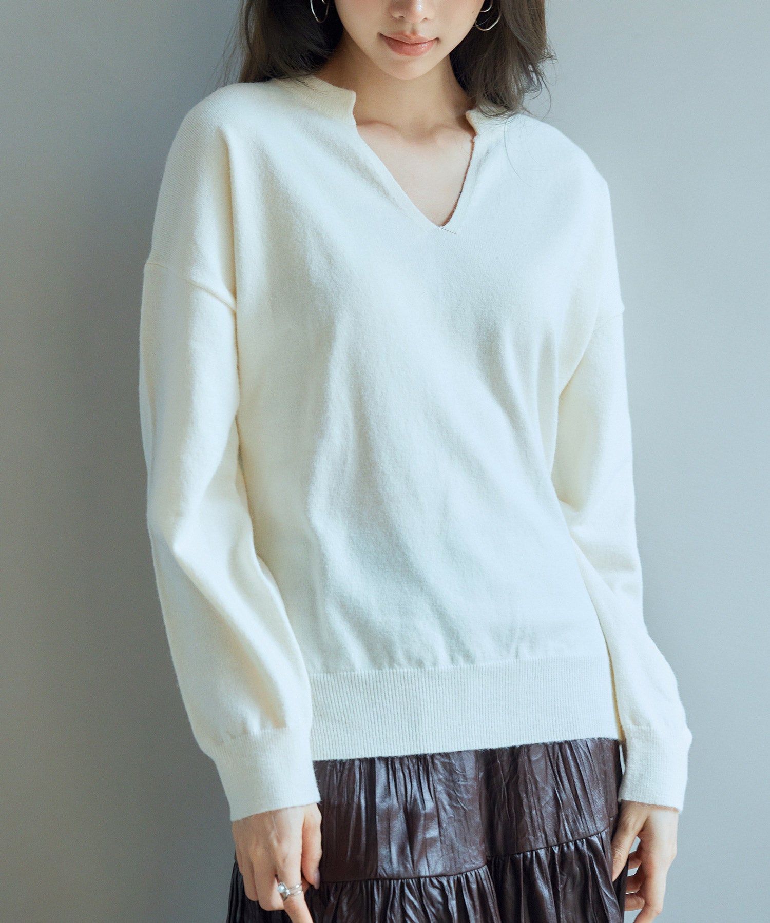 キーネックドロップショルダーニットsdp8047 アイボリー