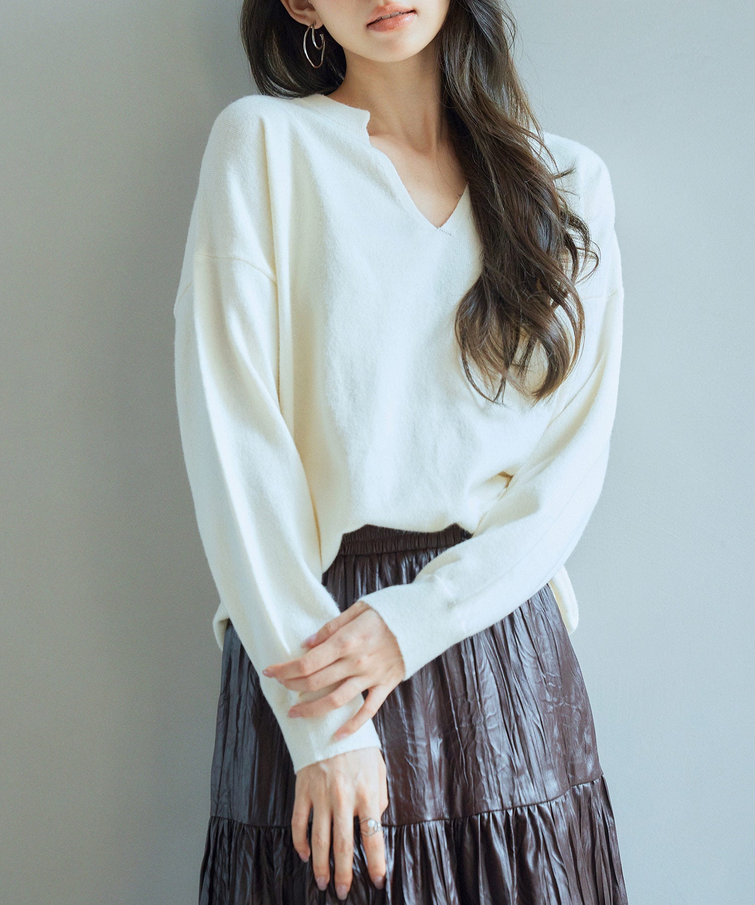 キーネックドロップショルダーニットsdp8047 アイボリー