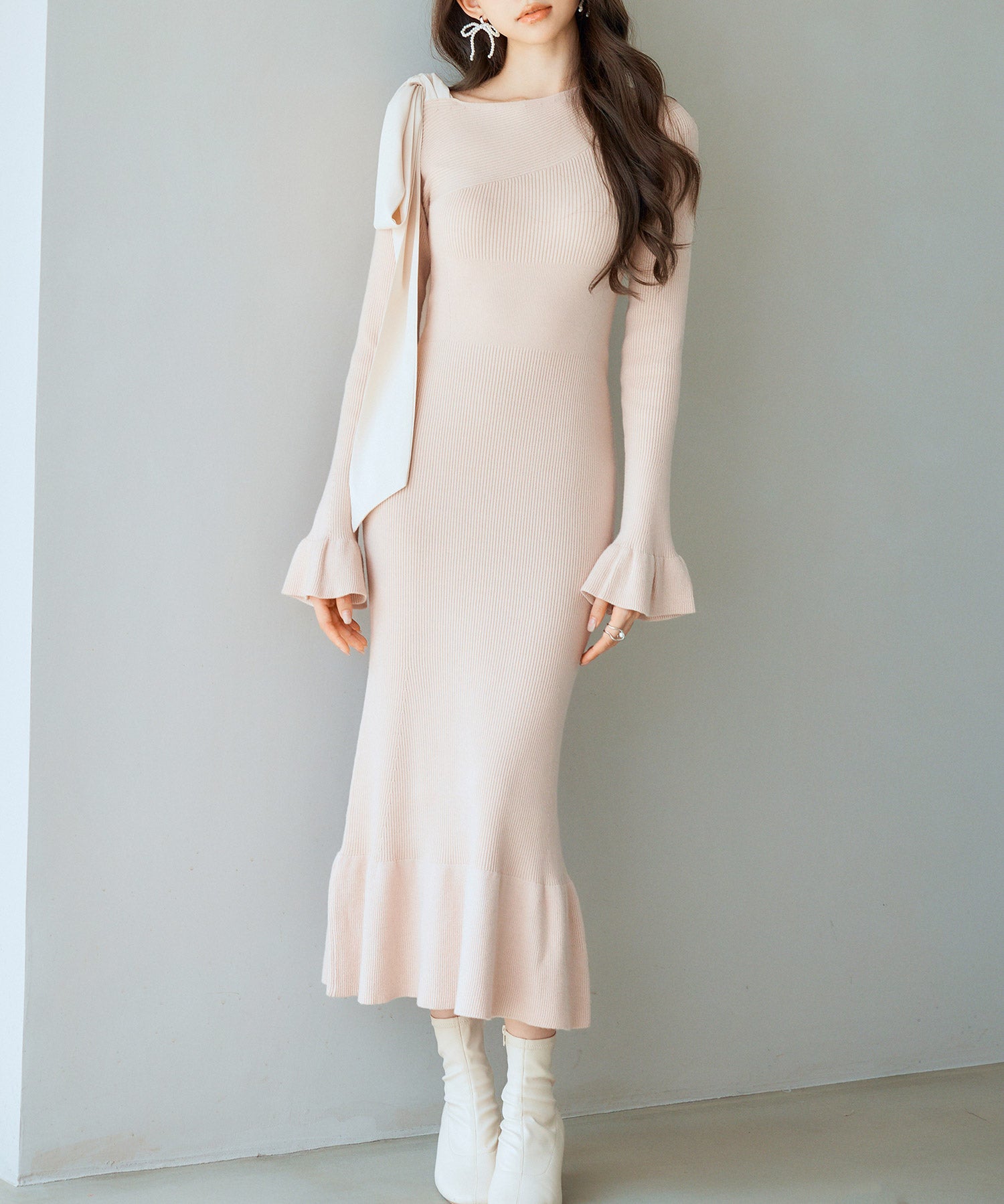 布帛とニットドッキングしたリボンワンピースsdp8050 ピンクベージュ