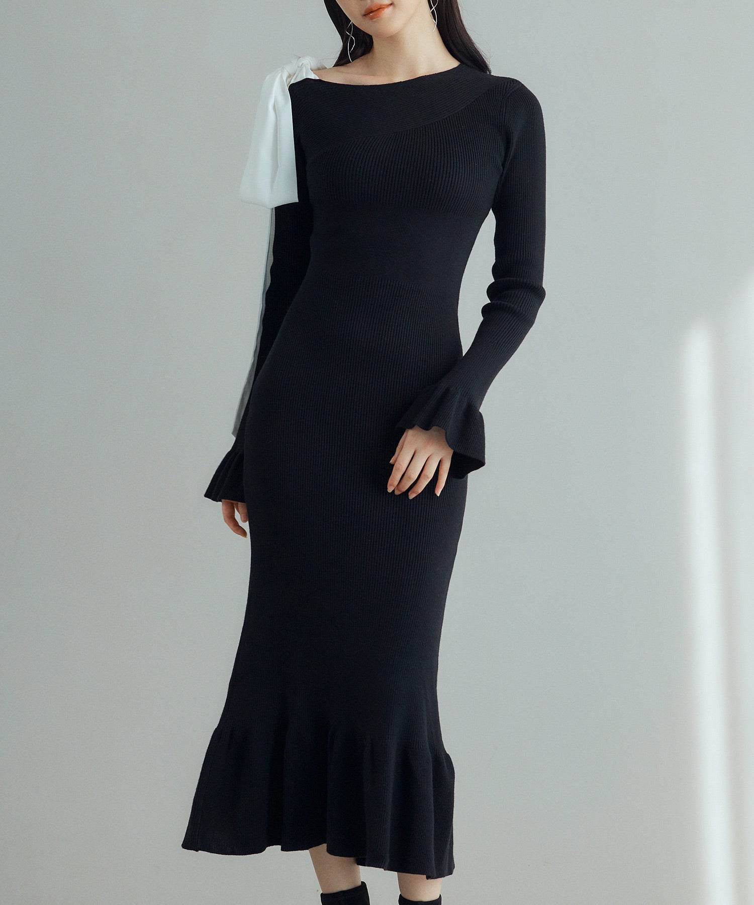 布帛とニットドッキングしたリボンワンピースsdp8050 ブラック