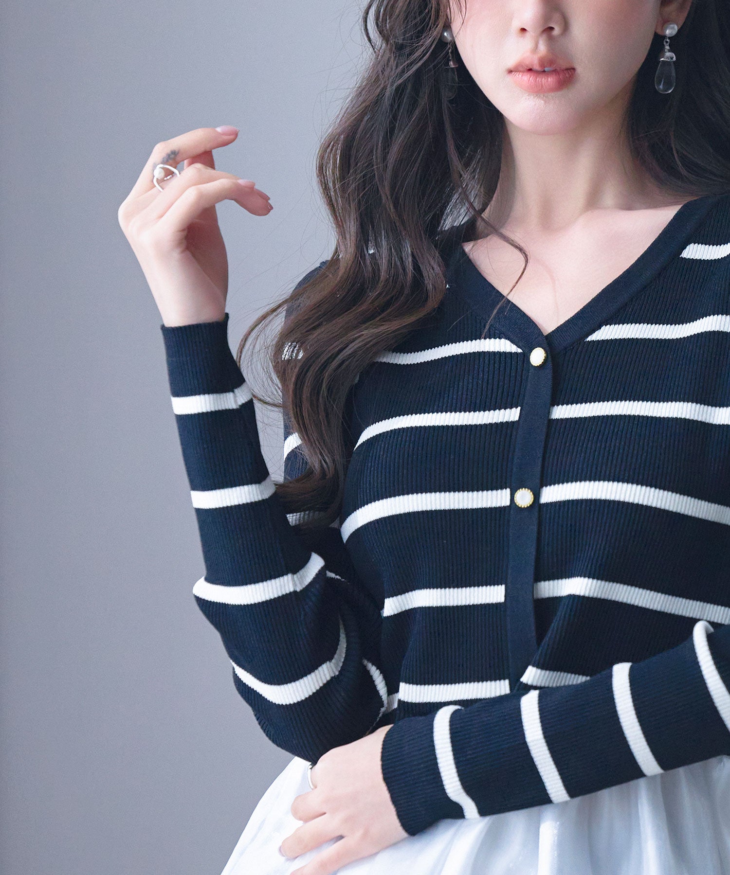 ぺプラム裾ドッキングニットプルオーバーsdp8053 ブラック×ホワイト