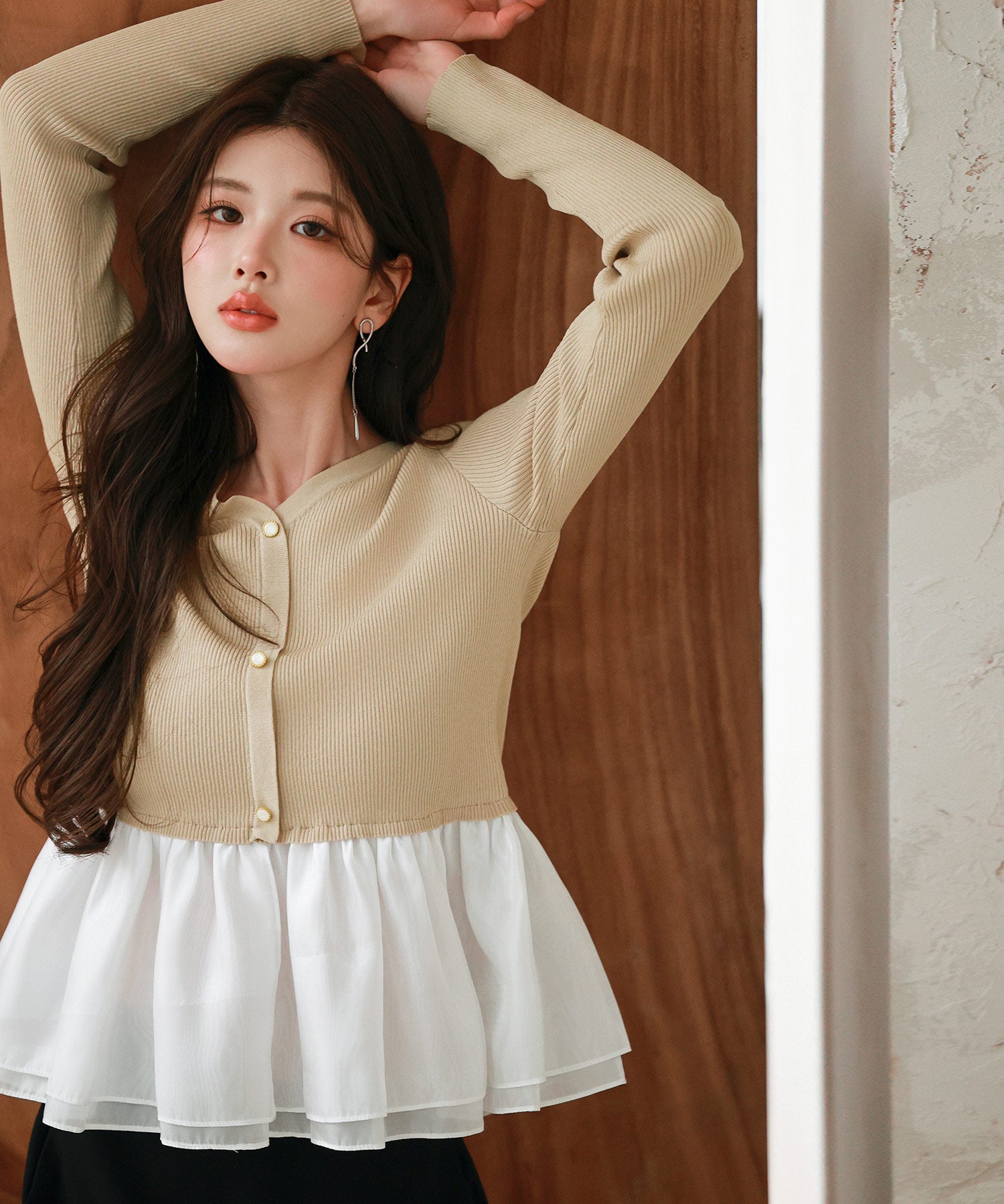 ぺプラム裾ドッキングニットプルオーバーsdp8053 ベージュ