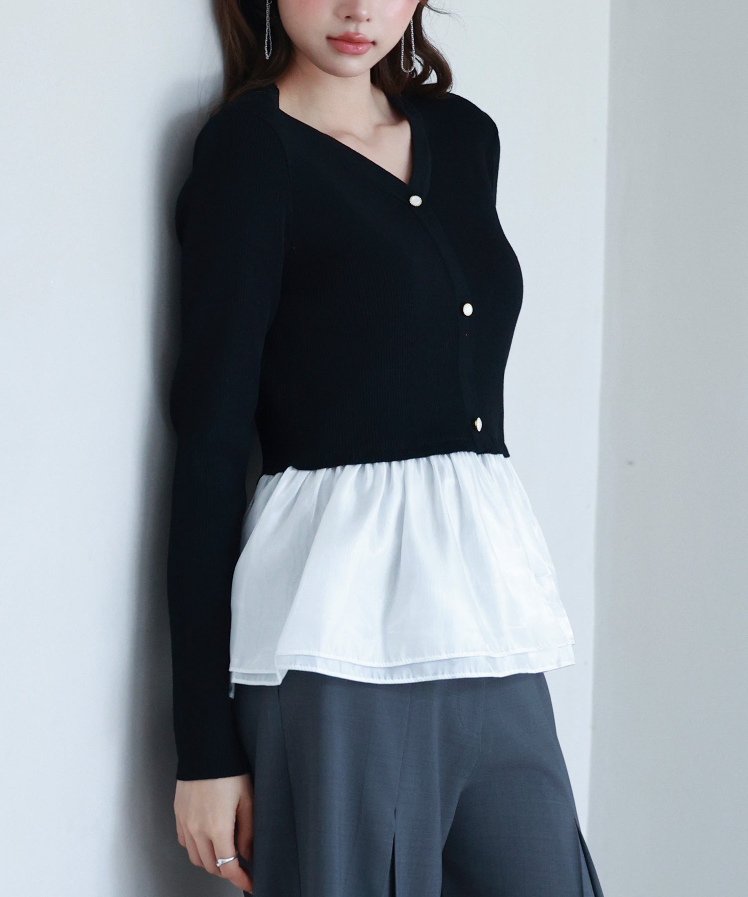 ぺプラム裾ドッキングニットプルオーバーsdp8053