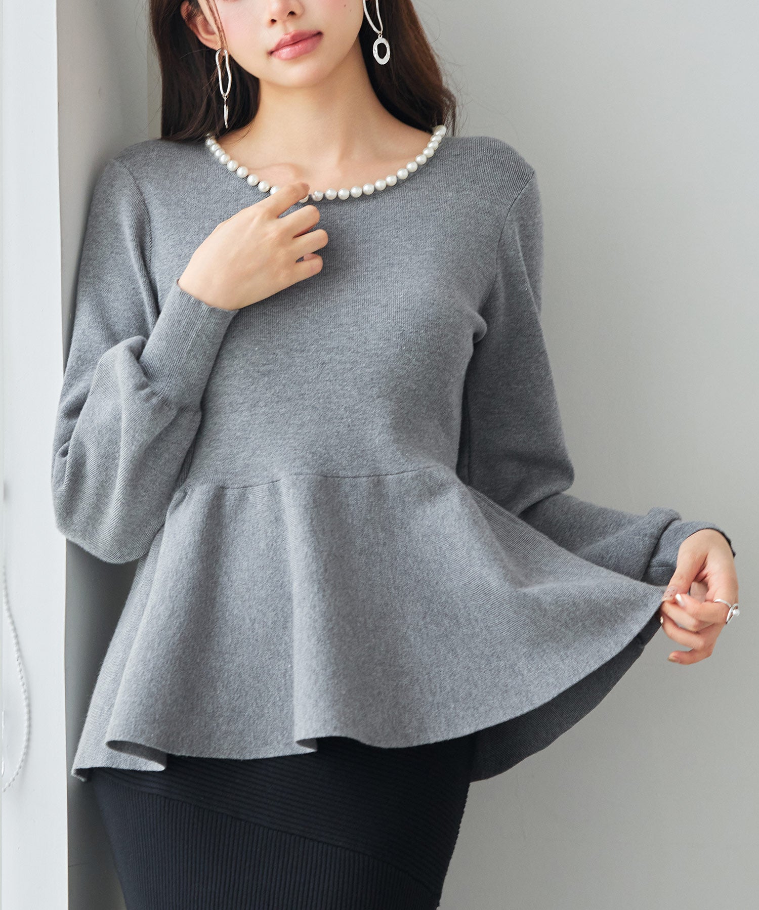 パール付きニットペプラムプルオーバーsdp8068 グレー