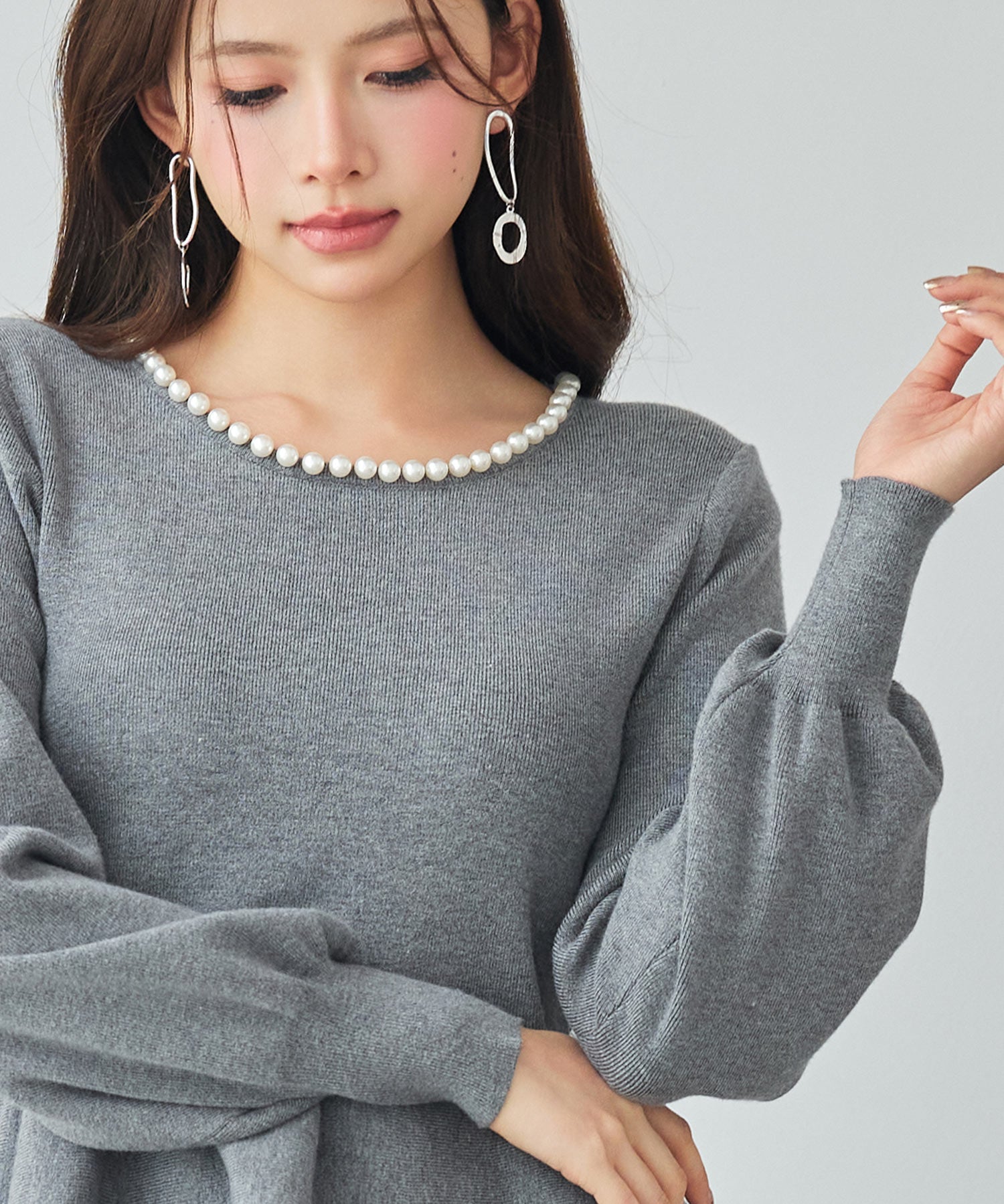 パール付きニットペプラムプルオーバーsdp8068 グレー