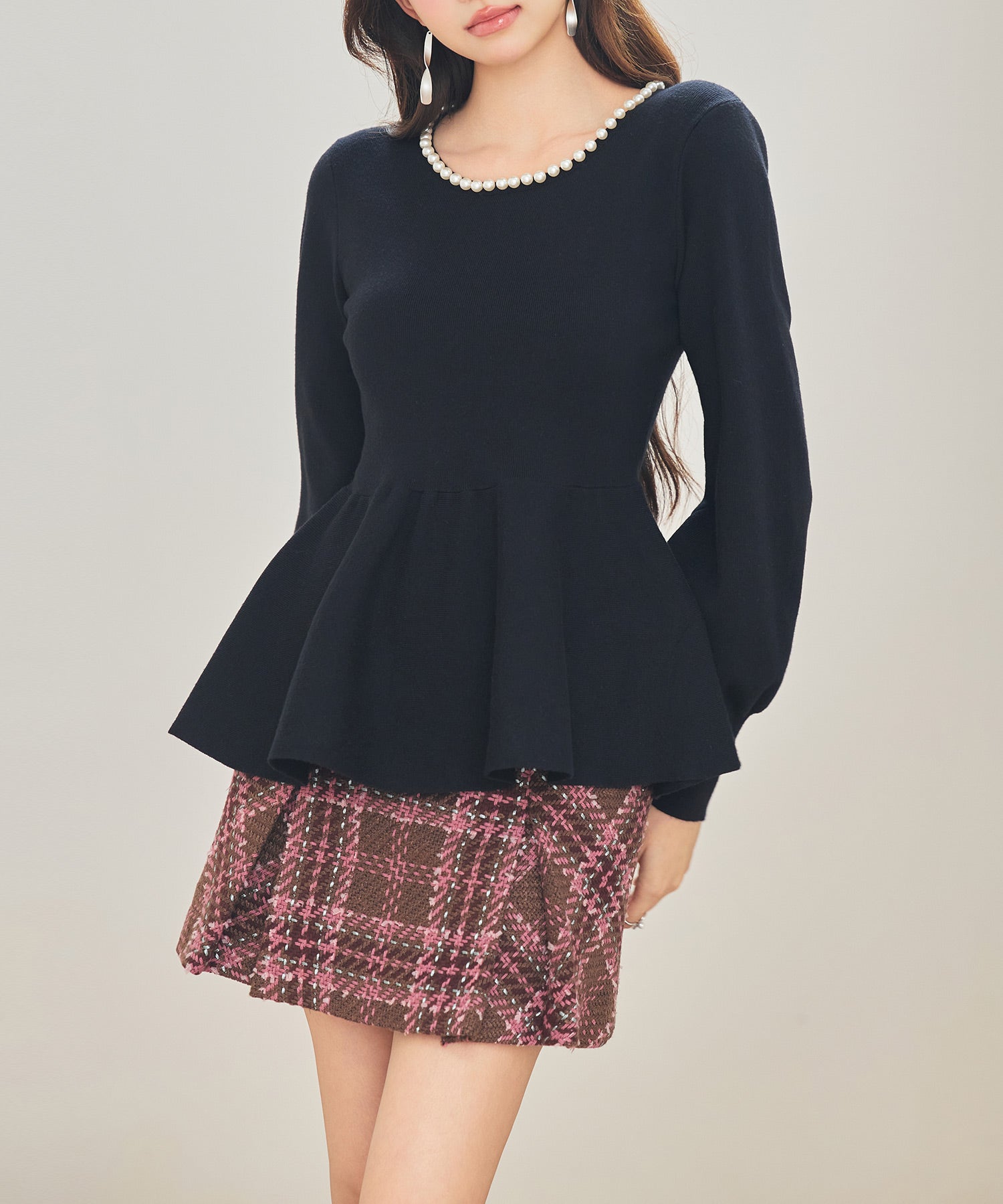 パール付きニットペプラムプルオーバーsdp8068 ブラック