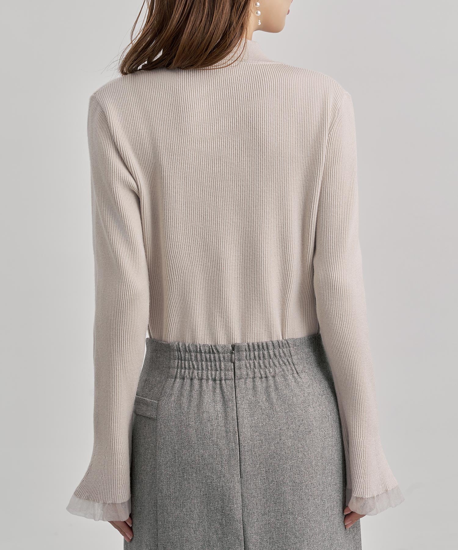 袖口シアフリル付きリブ編みニットトップス
sdp8070 ベージュ