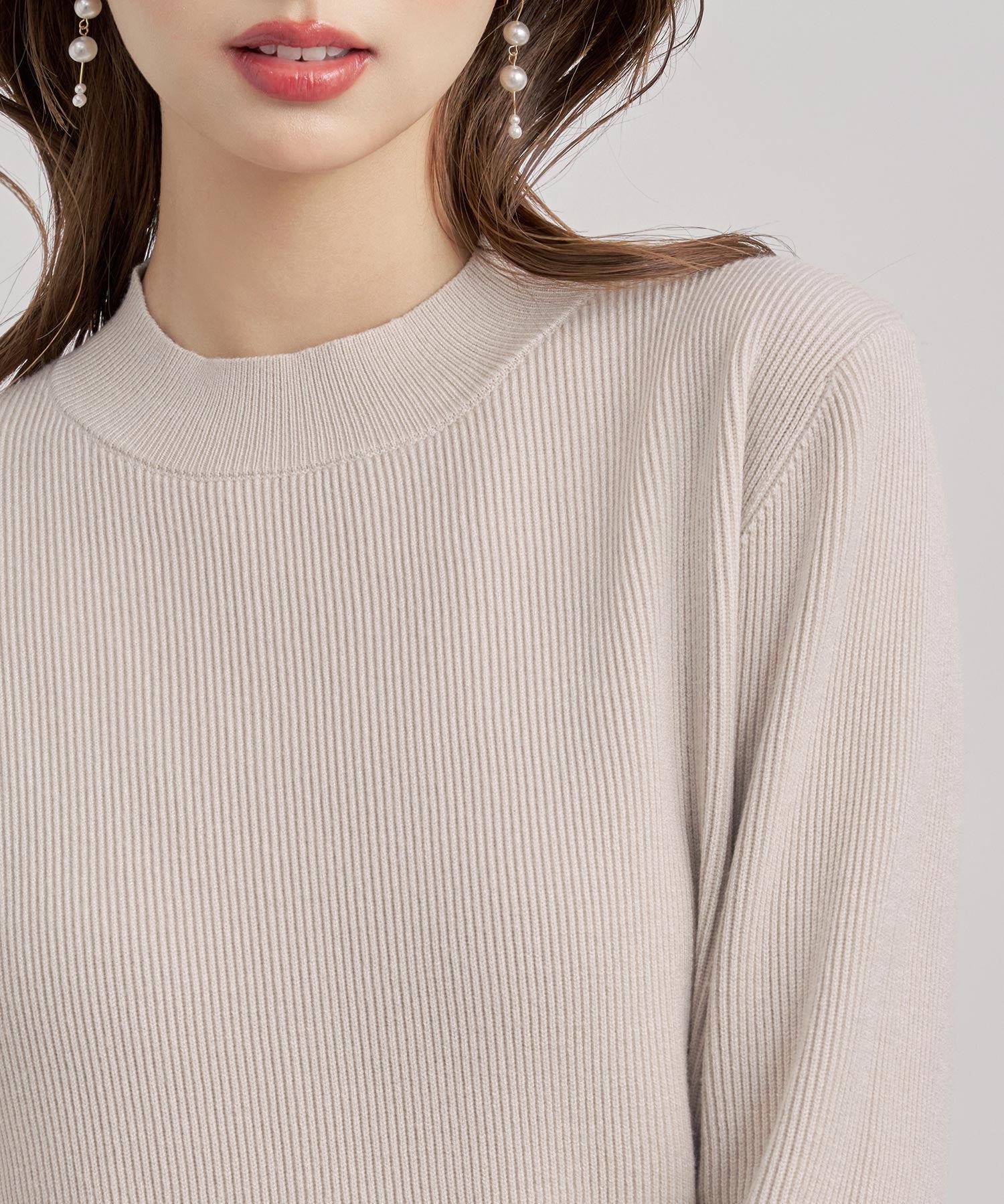 袖口シアフリル付きリブ編みニットトップス
sdp8070 ベージュ