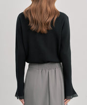 袖口シアフリル付きリブ編みニットトップス
sdp8070 ブラック