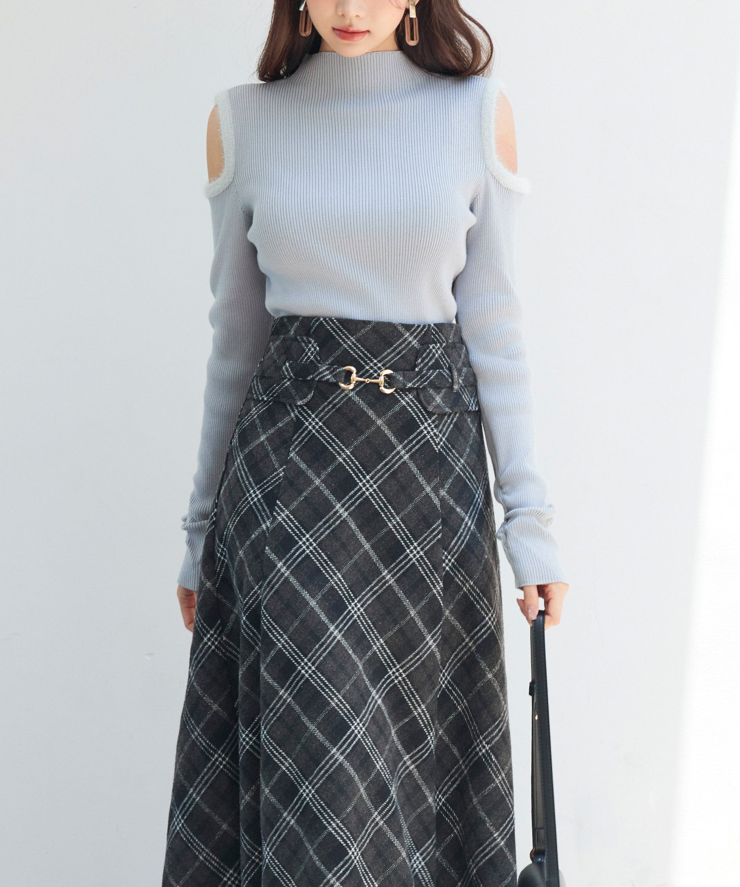 カットアウェイ・ショルダーボトルネックリブニットsdp8073 グレー