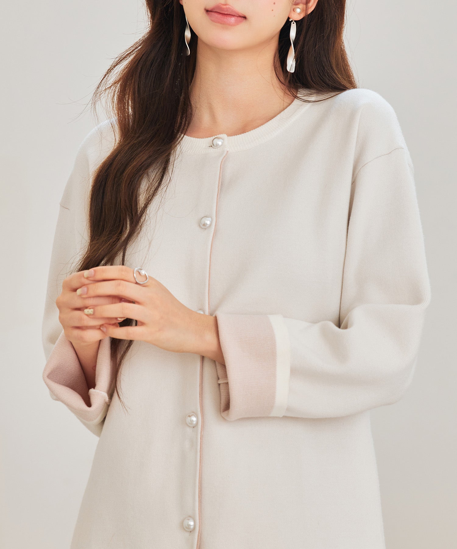 表裏配色ジャカード編みカーディガン
sdp8101 アイボリー