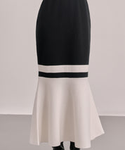 トランペットライン長袖ミディ丈配色ニットワンピース
sdp8103 ブラック