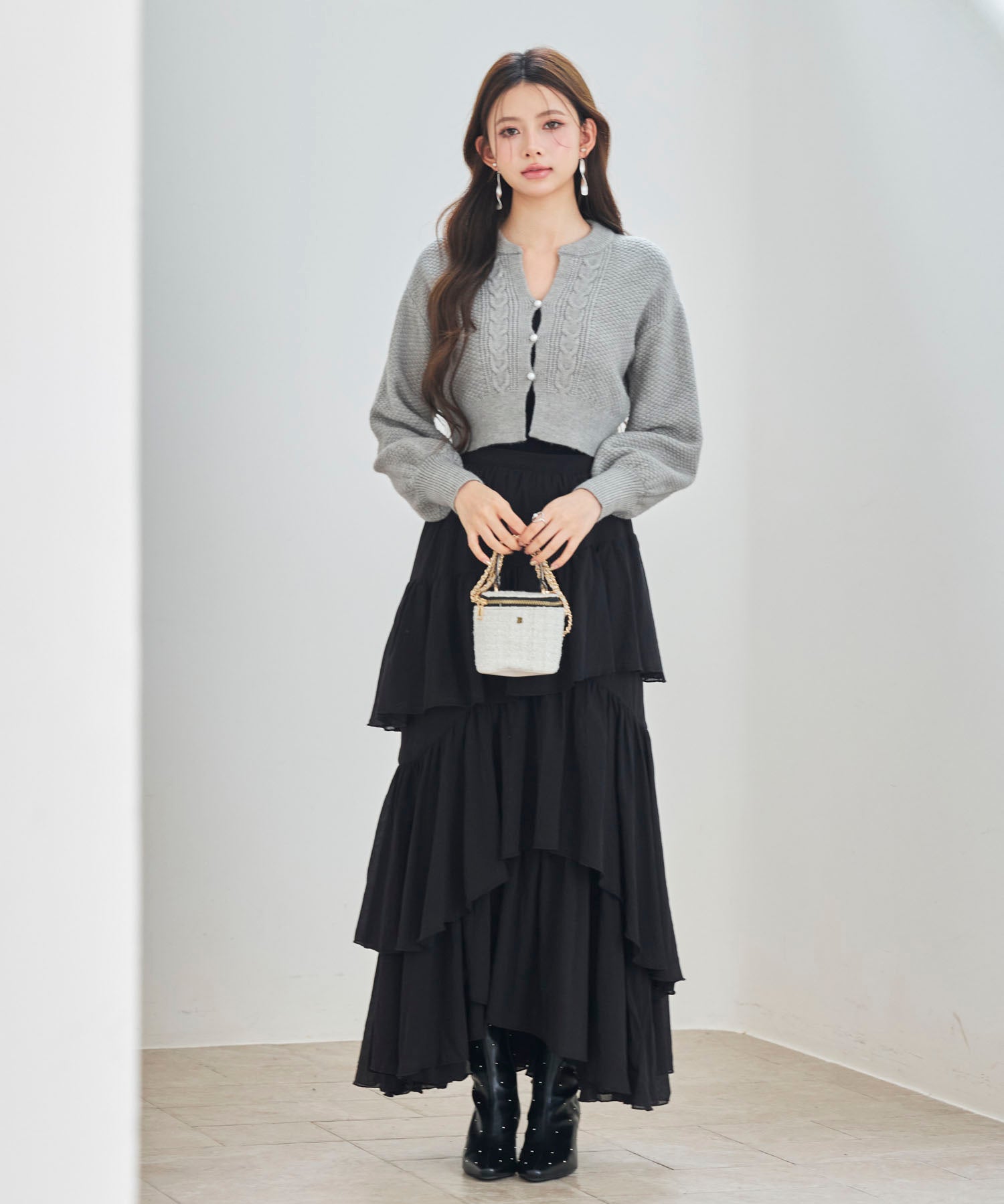 バルキー・ニットショート丈カーディガン
sdp8108 グレー