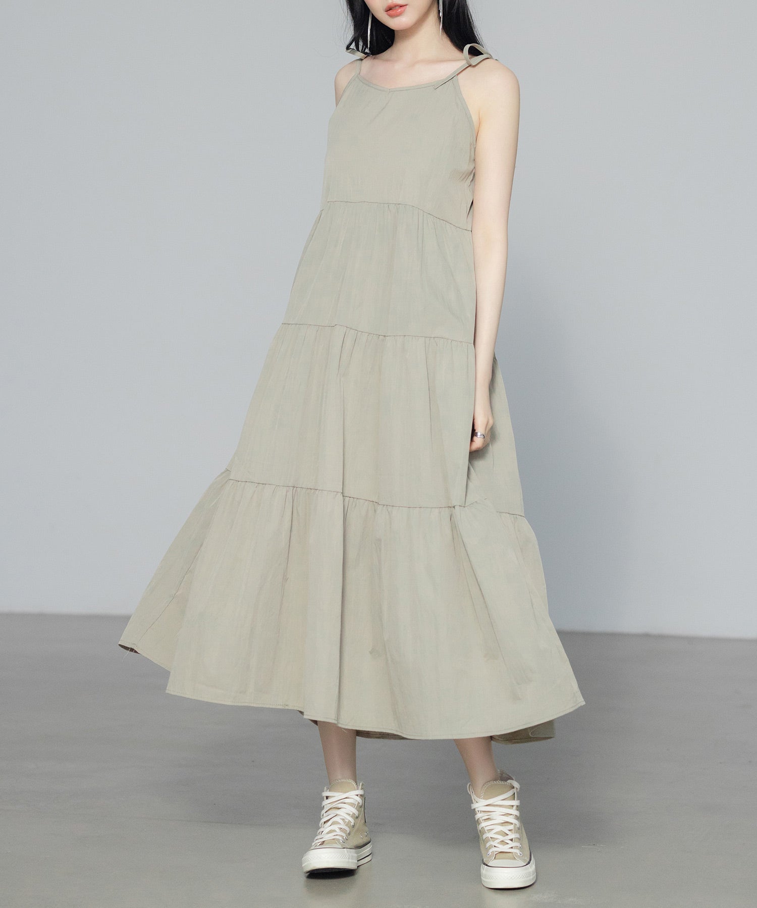 ふんわり広がるディアードキャミワンピースsdpal6213 ダークベージュ