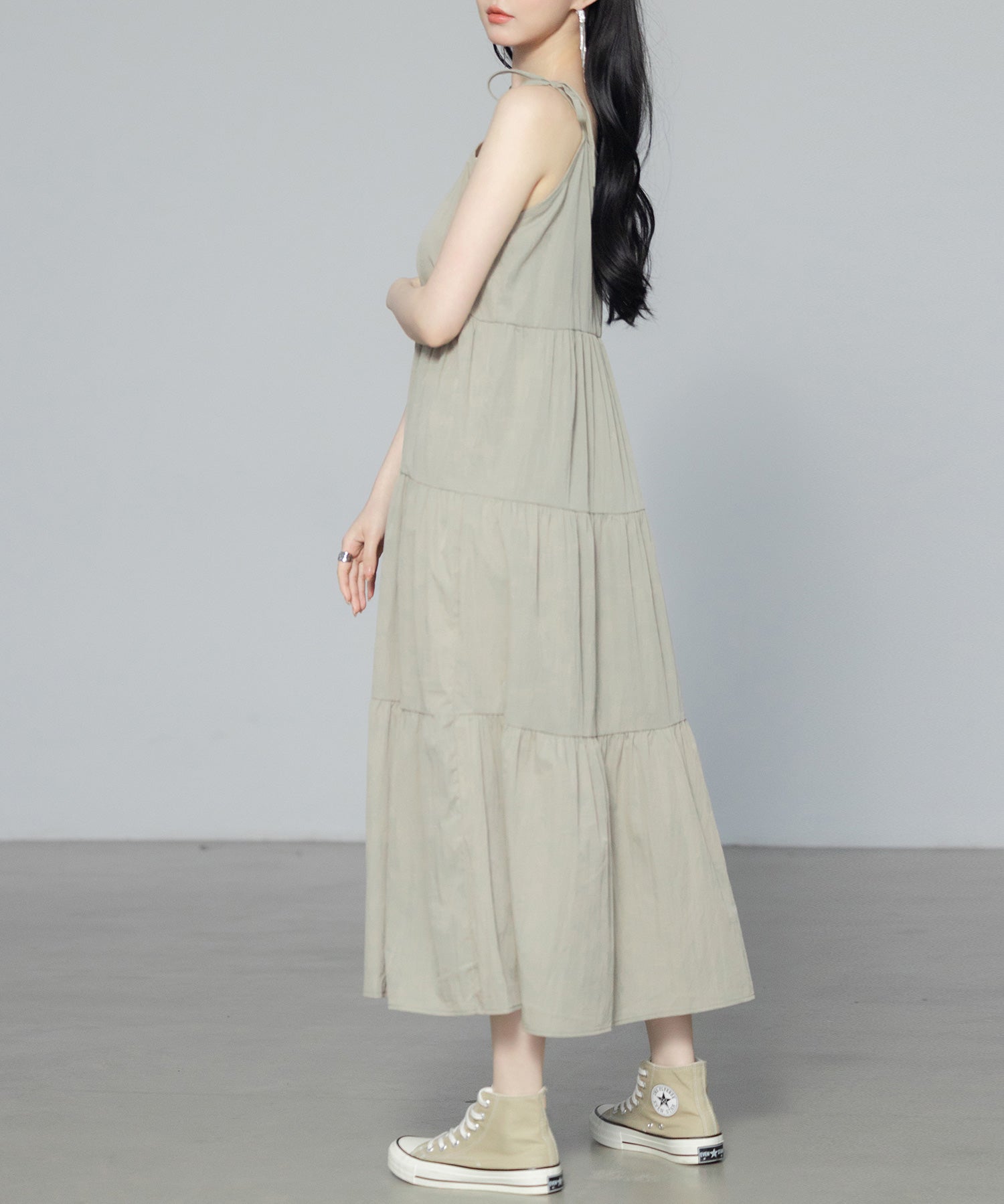 ふんわり広がるディアードキャミワンピースsdpal6213 ダークベージュ