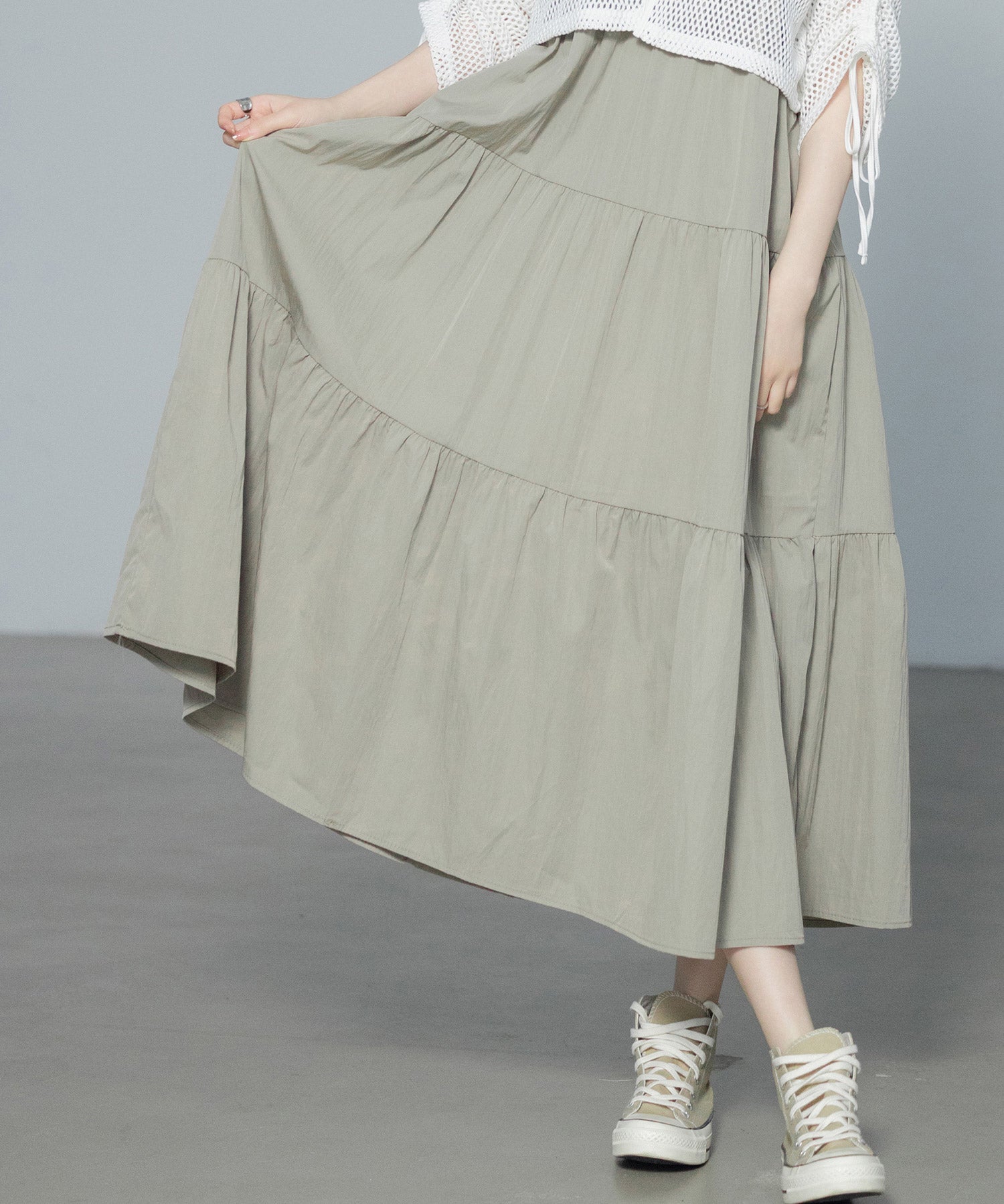 ふんわり広がるディアードキャミワンピースsdpal6213 ダークベージュ